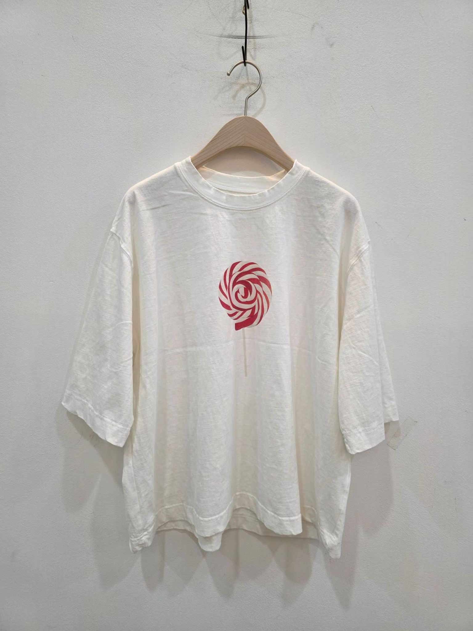 DA OE lollipop tee
