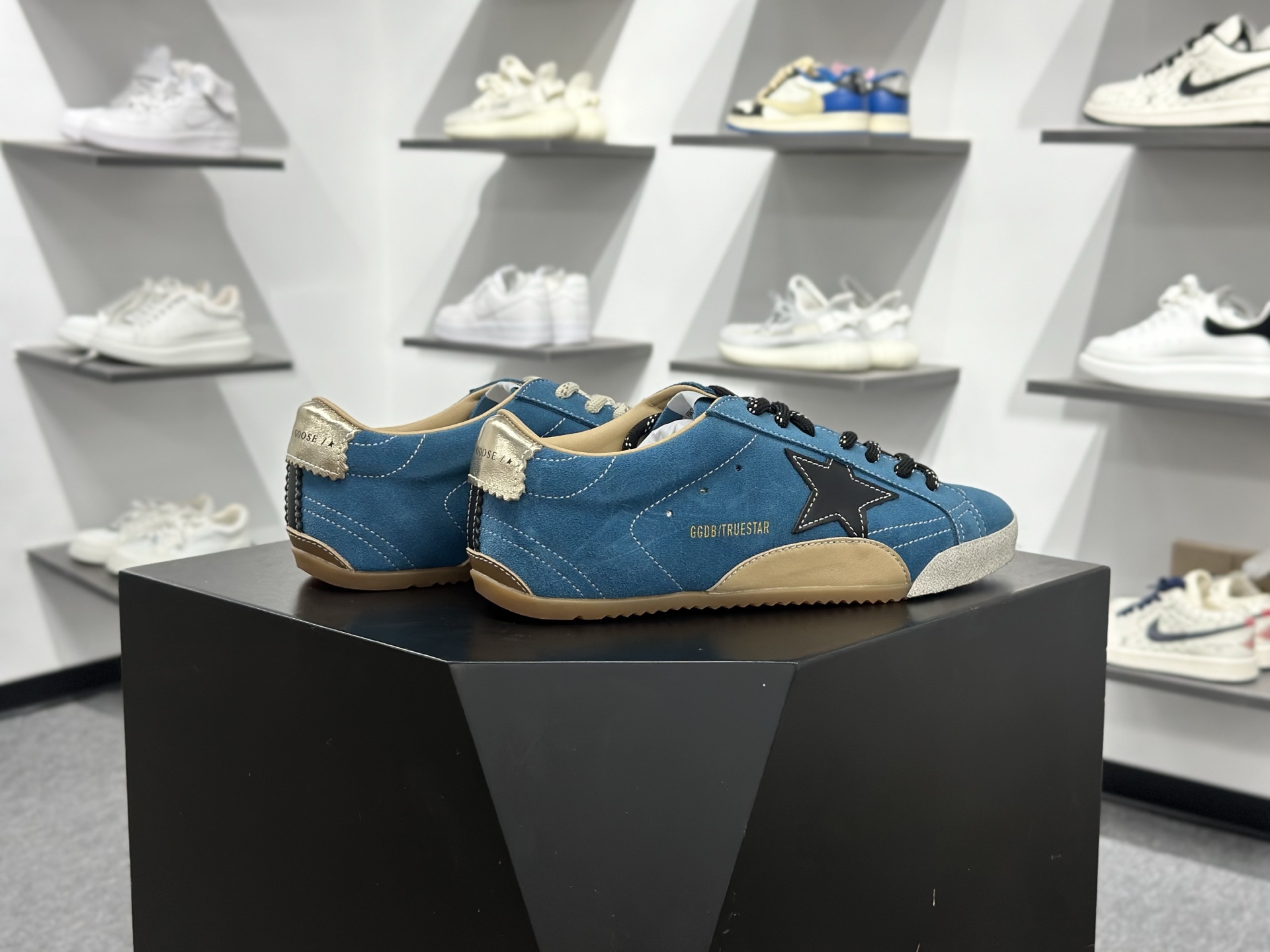 Golden Goose True Star