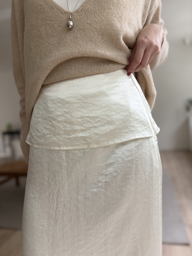 Layering Satin Skirt (Cream)