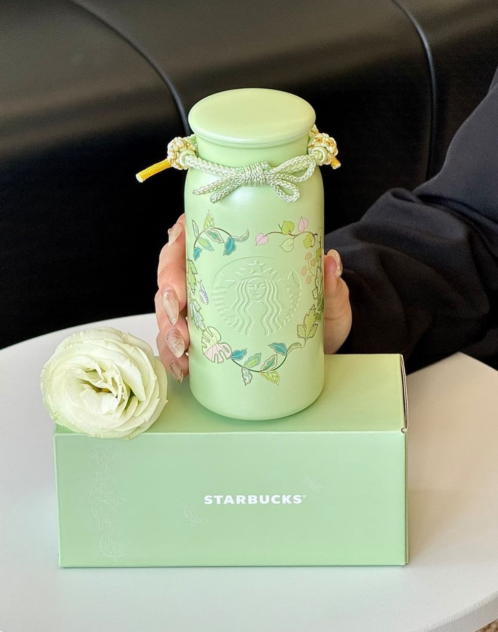 星巴克春序纹样系列 『小巧奶瓶造型保温杯』🇨🇳