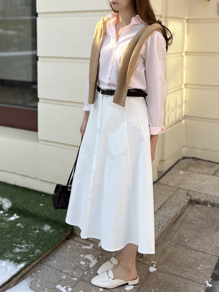 The Signature Flare Skirt (Ivory)