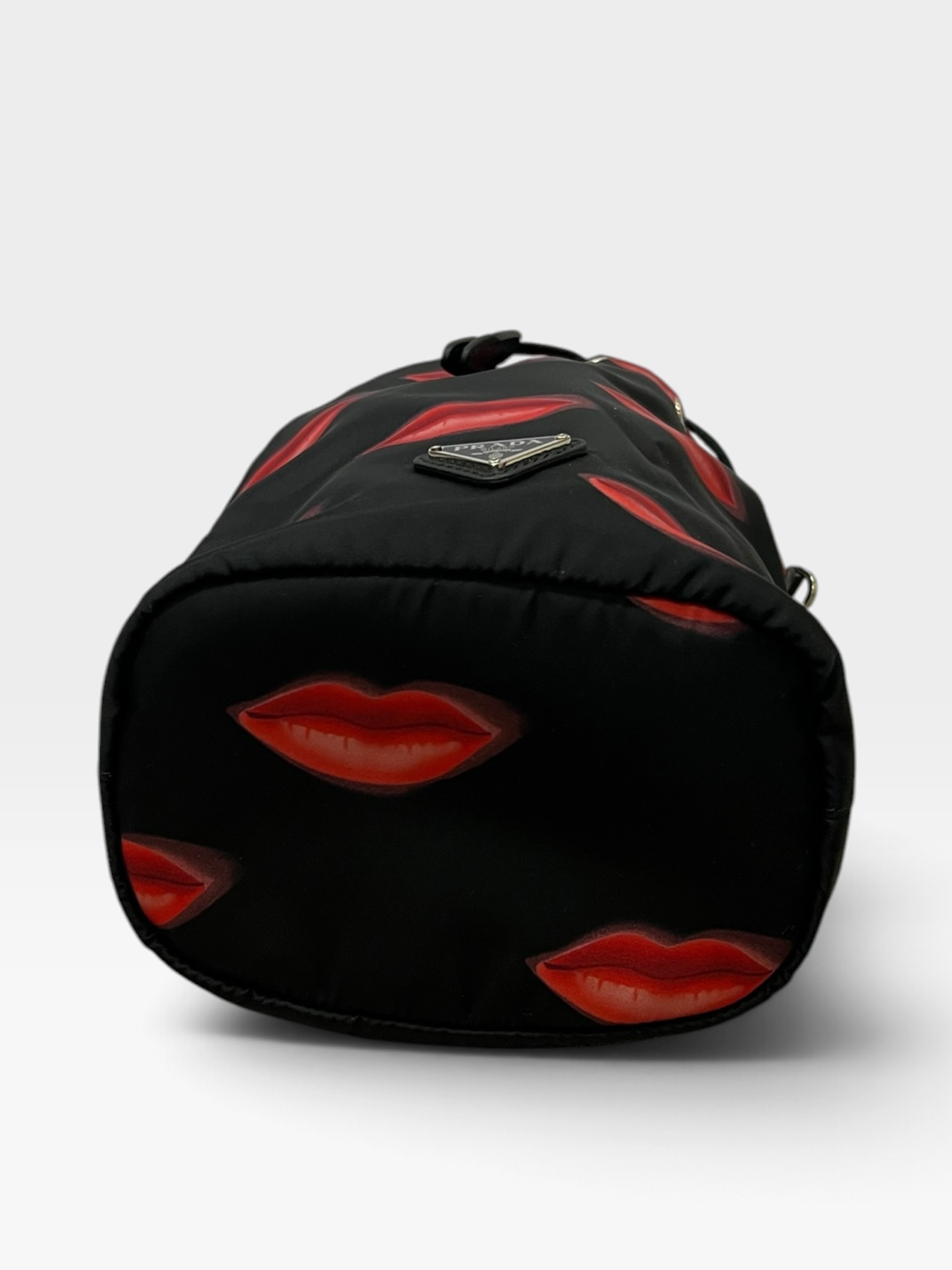 Pre-Owned Prada Tessuto Nylon Lips Print Bucket Wristlet /Product Code: 102804