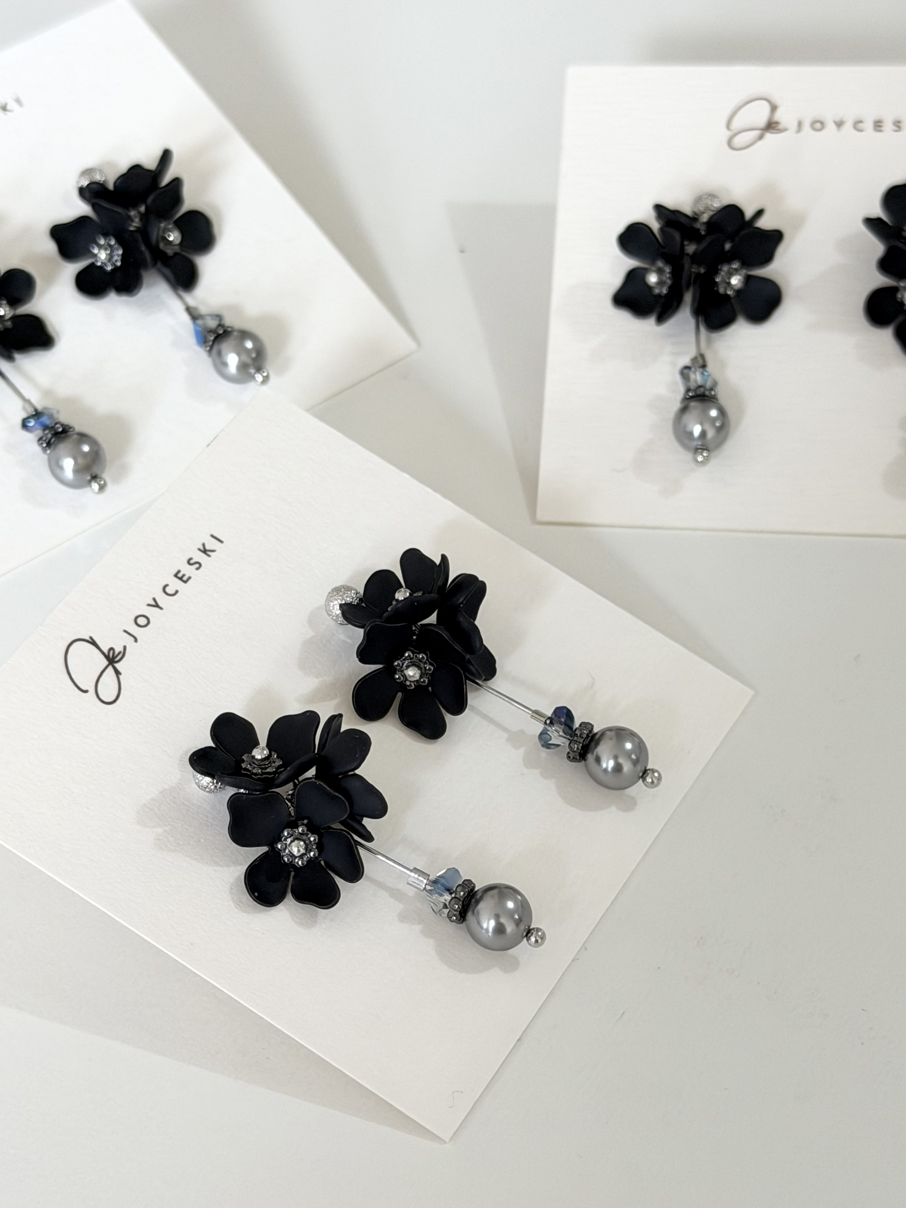 日本花語系列耳環/黑白小花朵款