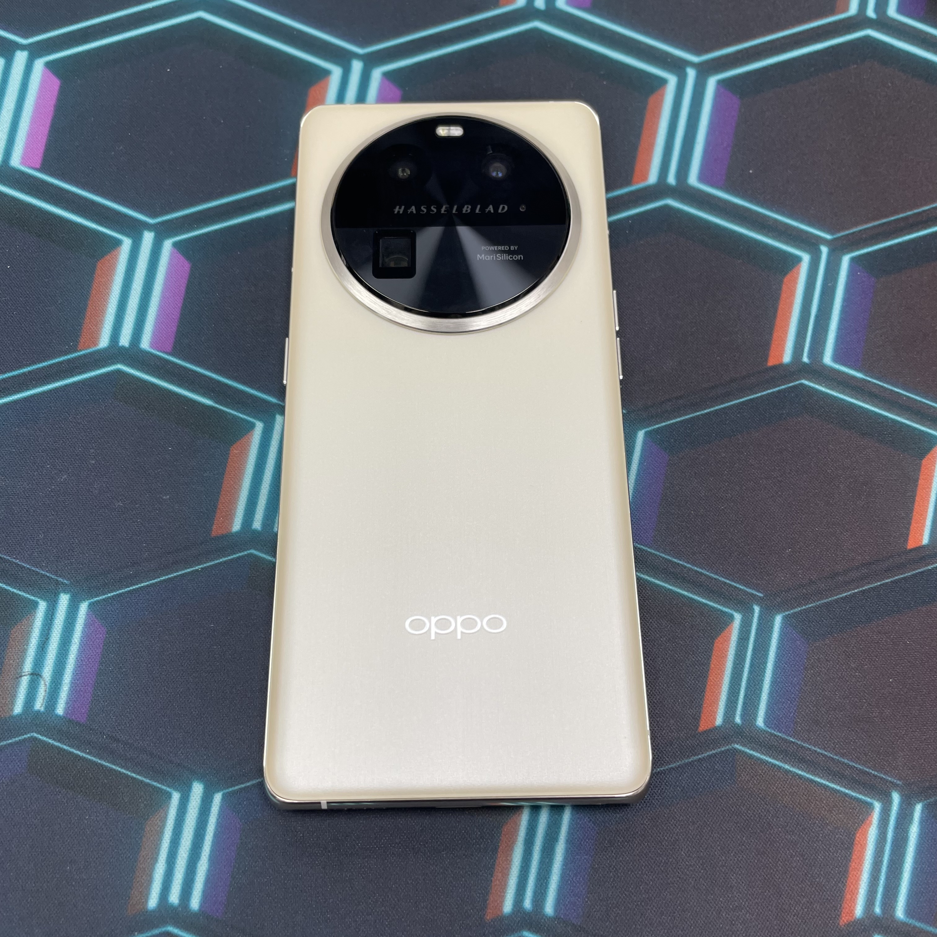 *6517 Oppo Find X6 國行 勁靚機 12+256GB 金色 gold