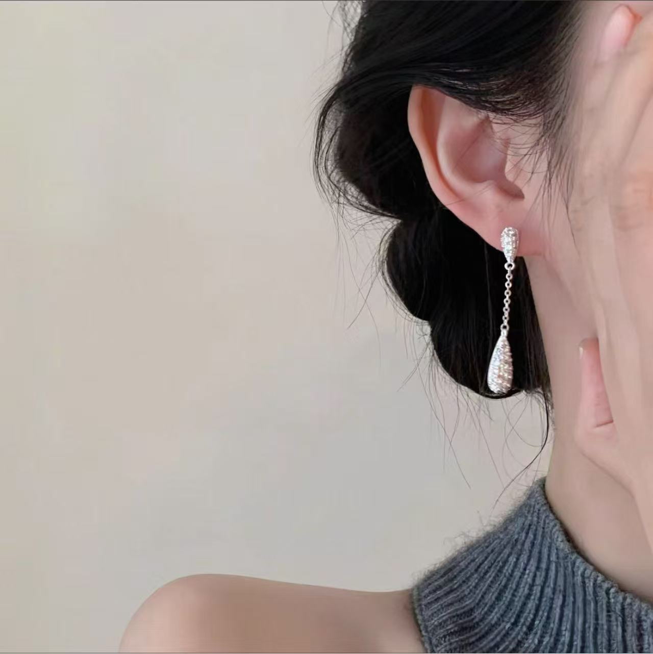 6671 露思同款法式长款耳环