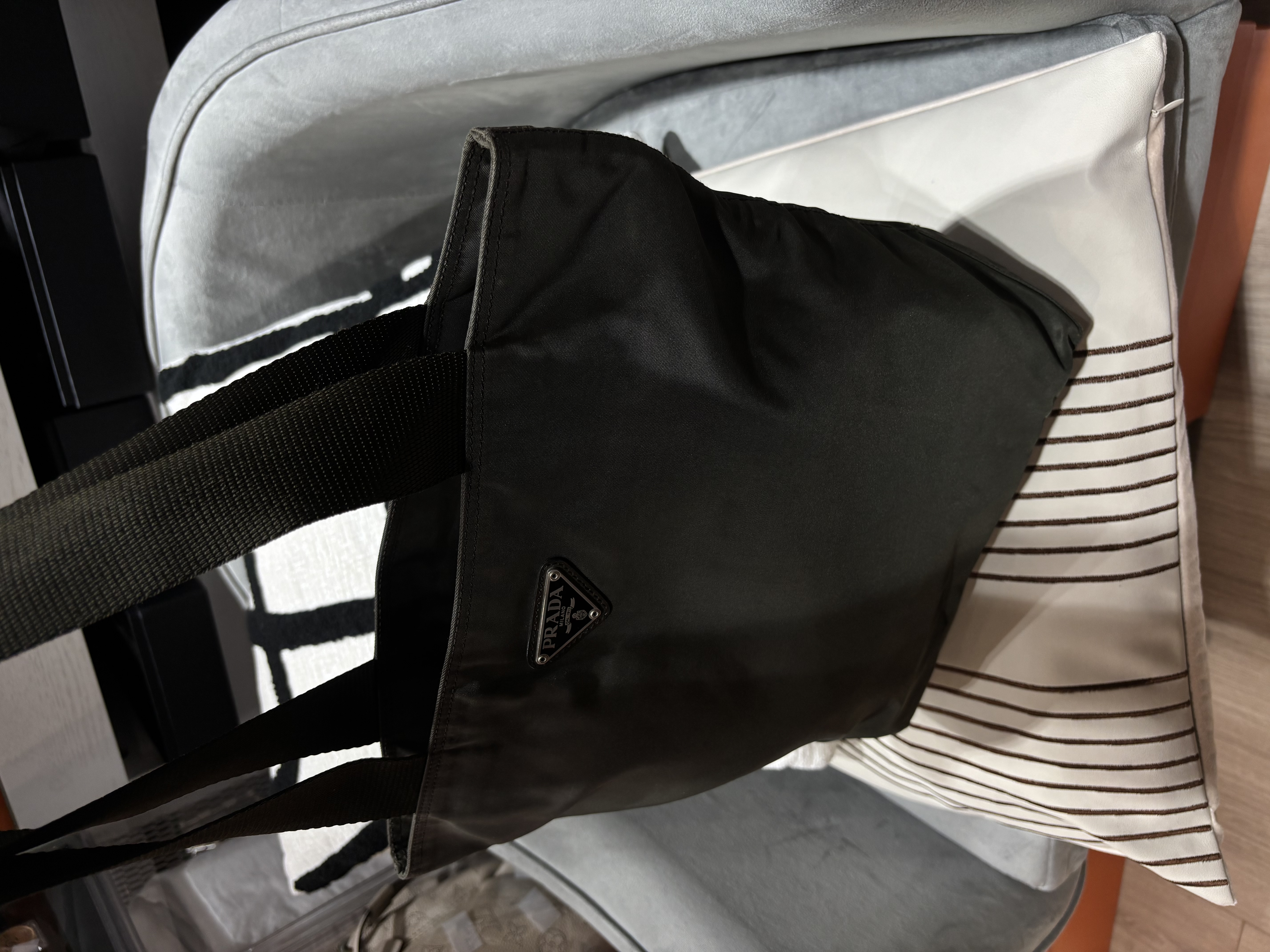 Prada nylon tote bag  100%Authentic , 90%new  