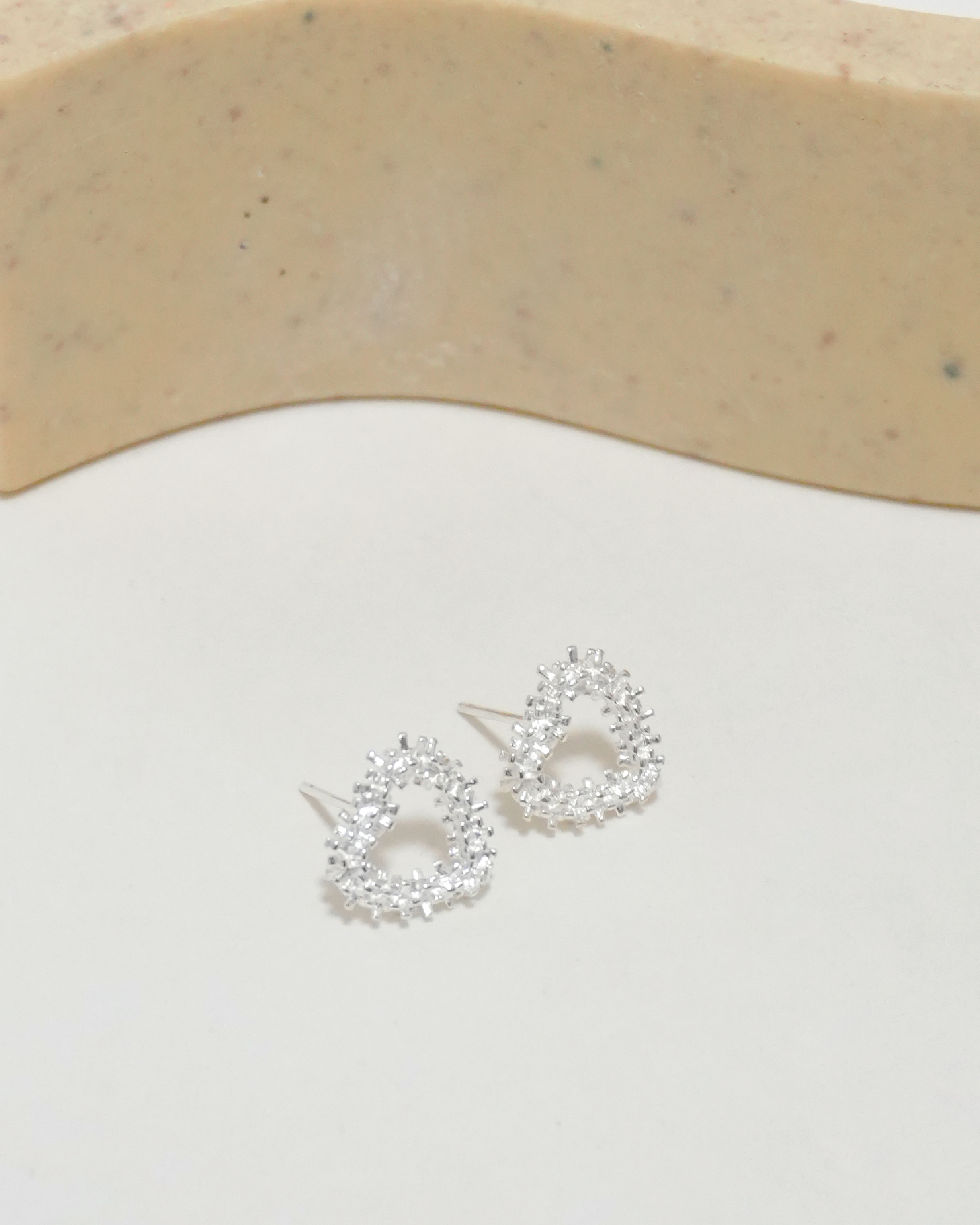 Enchanting Heart Earrings
