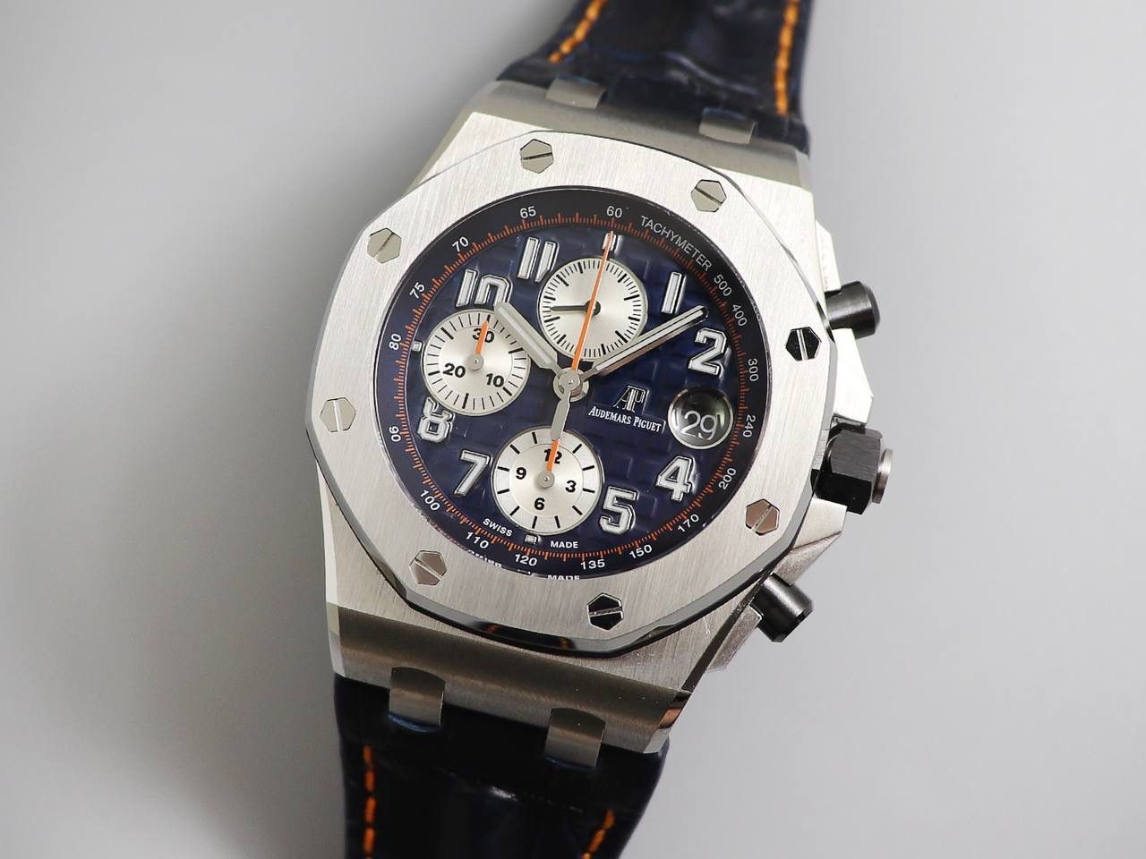 爱彼2014陶瓷按钮 皇家橡树v2版 42毫米直径 搭载复刻原版CaL．3126机芯 市面上最顶级版本的超级复刻😍🔥💯