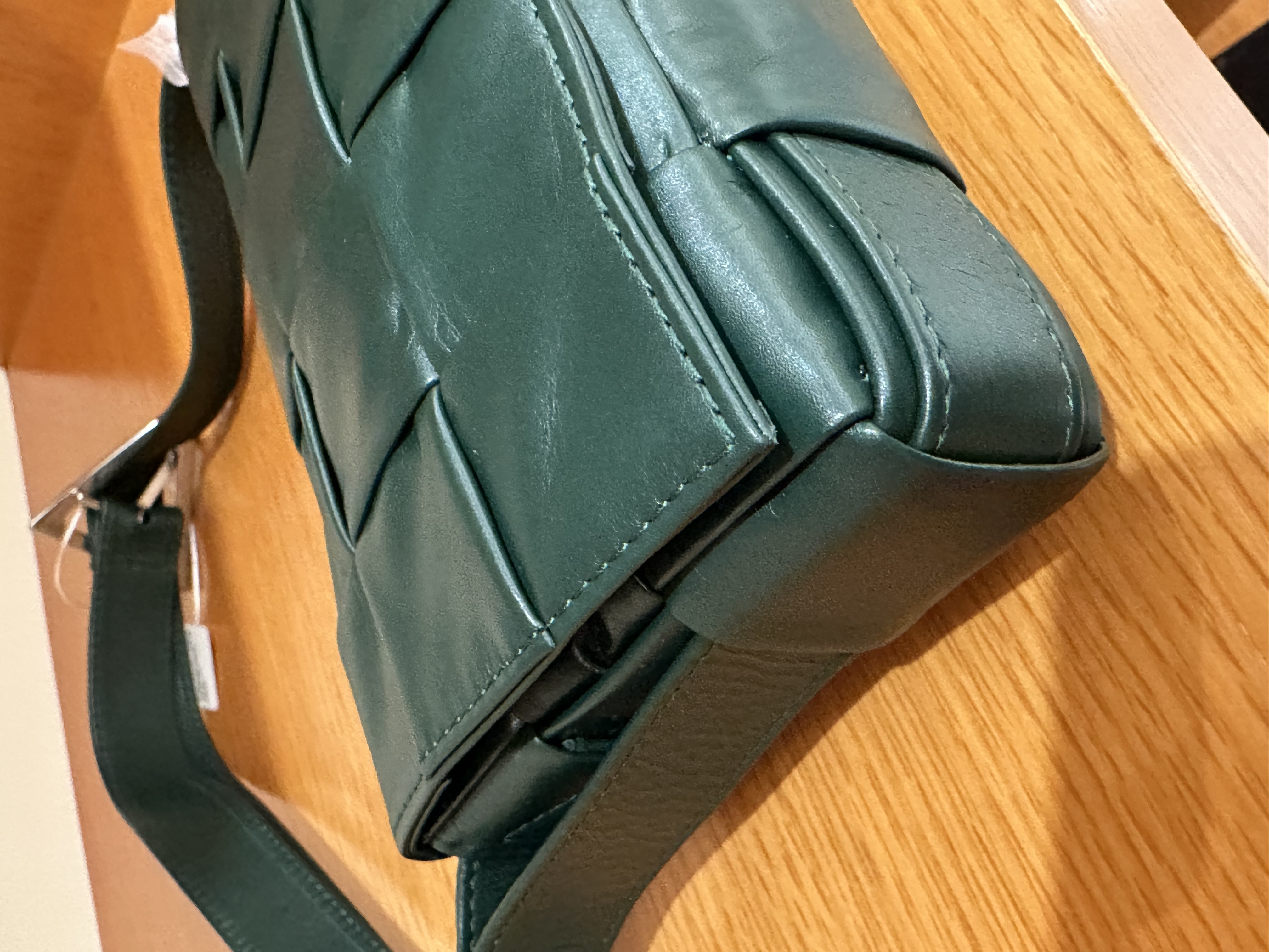 直播貨品 |  [1個-$100 2個-$300］HH32