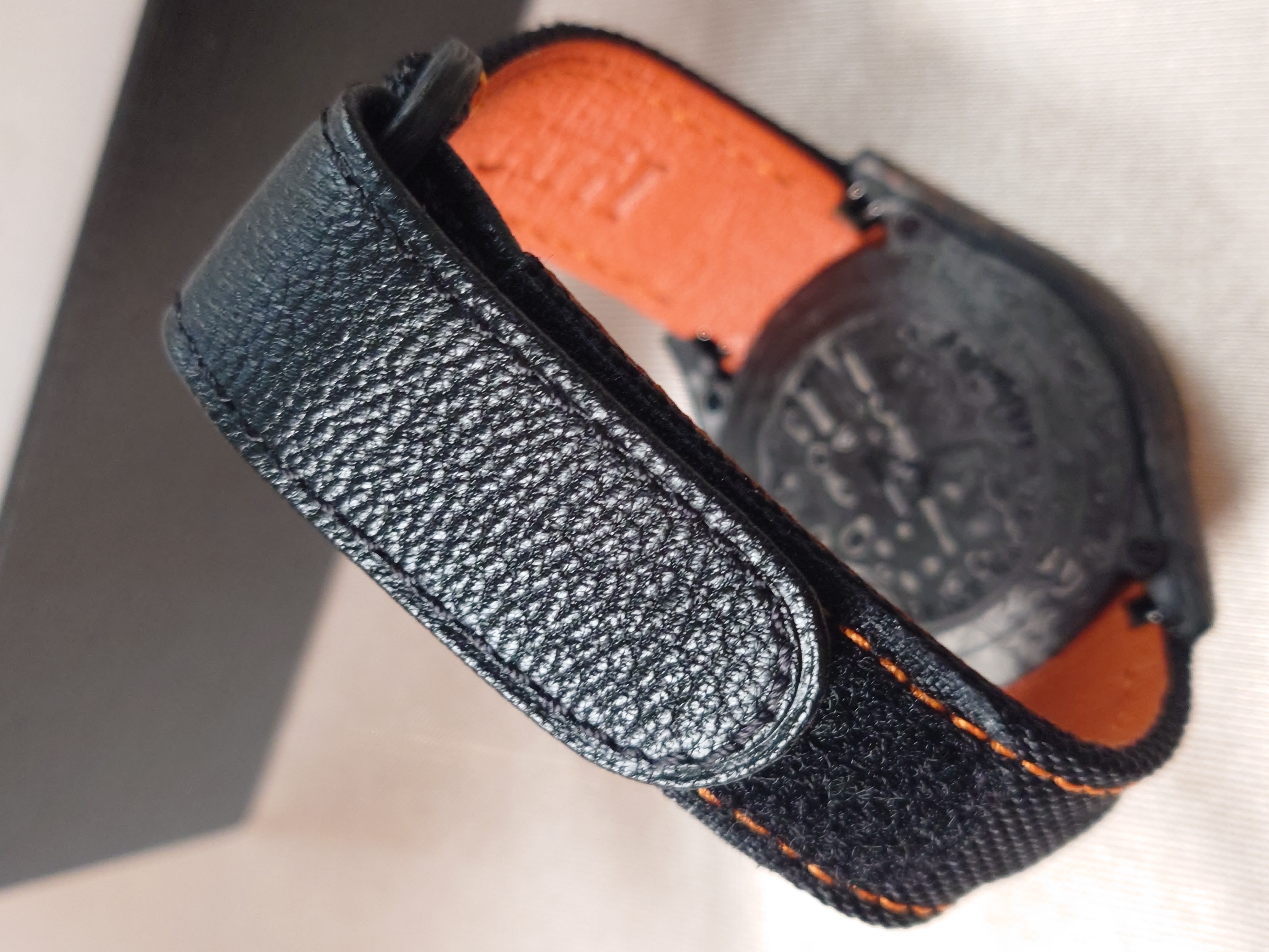 Bonest Gatti 現貨發售 地通拿款碳纖纖機械計時錶 BG9010-L2 黑橙