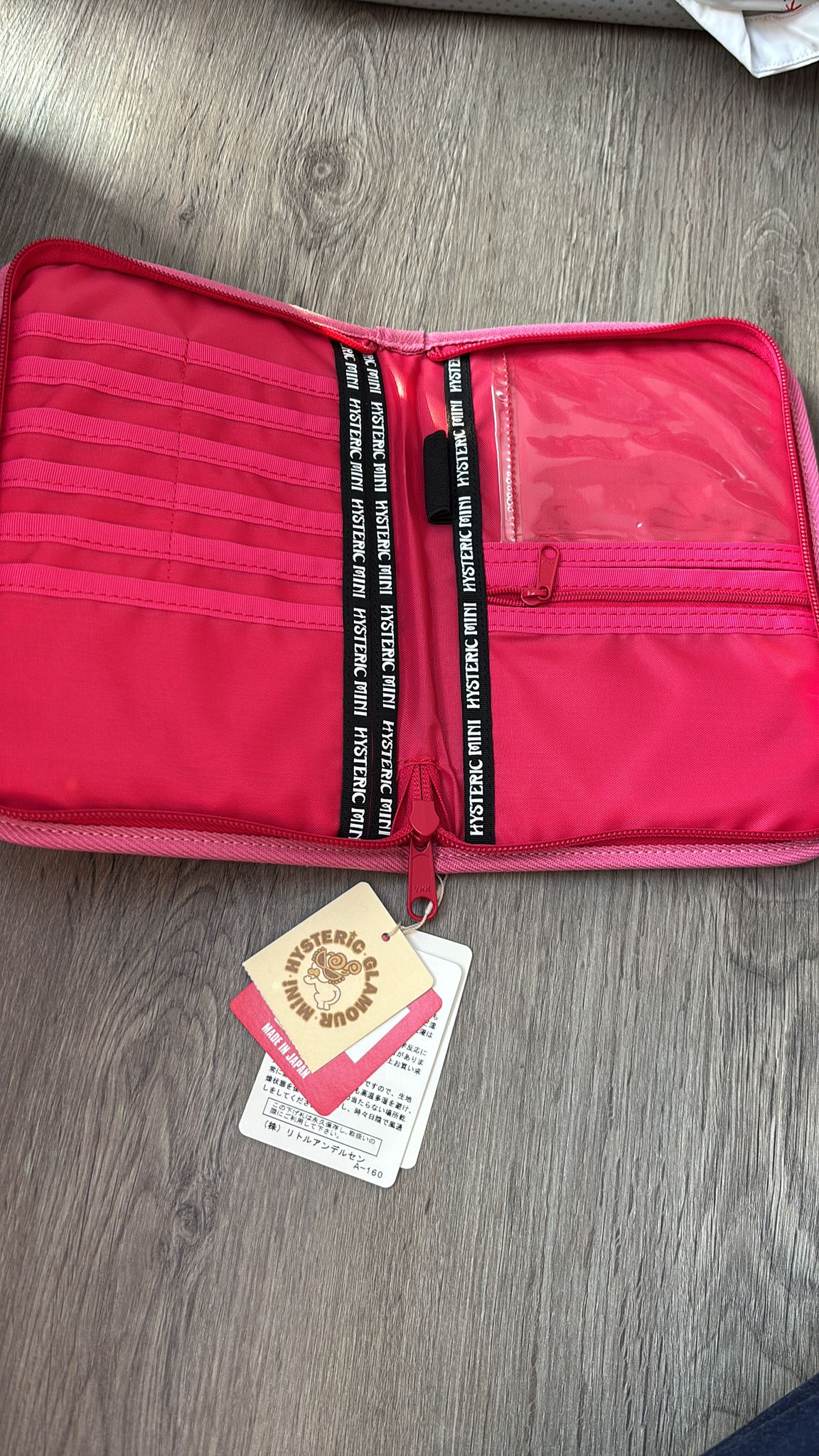 現貨 Hysteric mini 手帳/passport holder