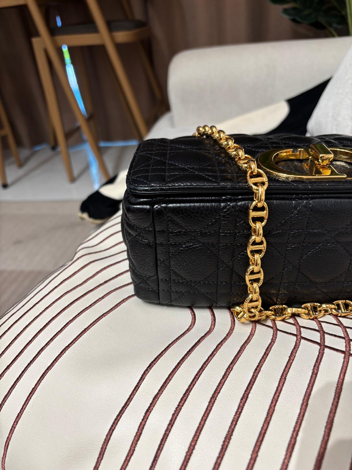 Dior Caro Medium Calfskin 100%Authentic, 95%New ✅Dust bag