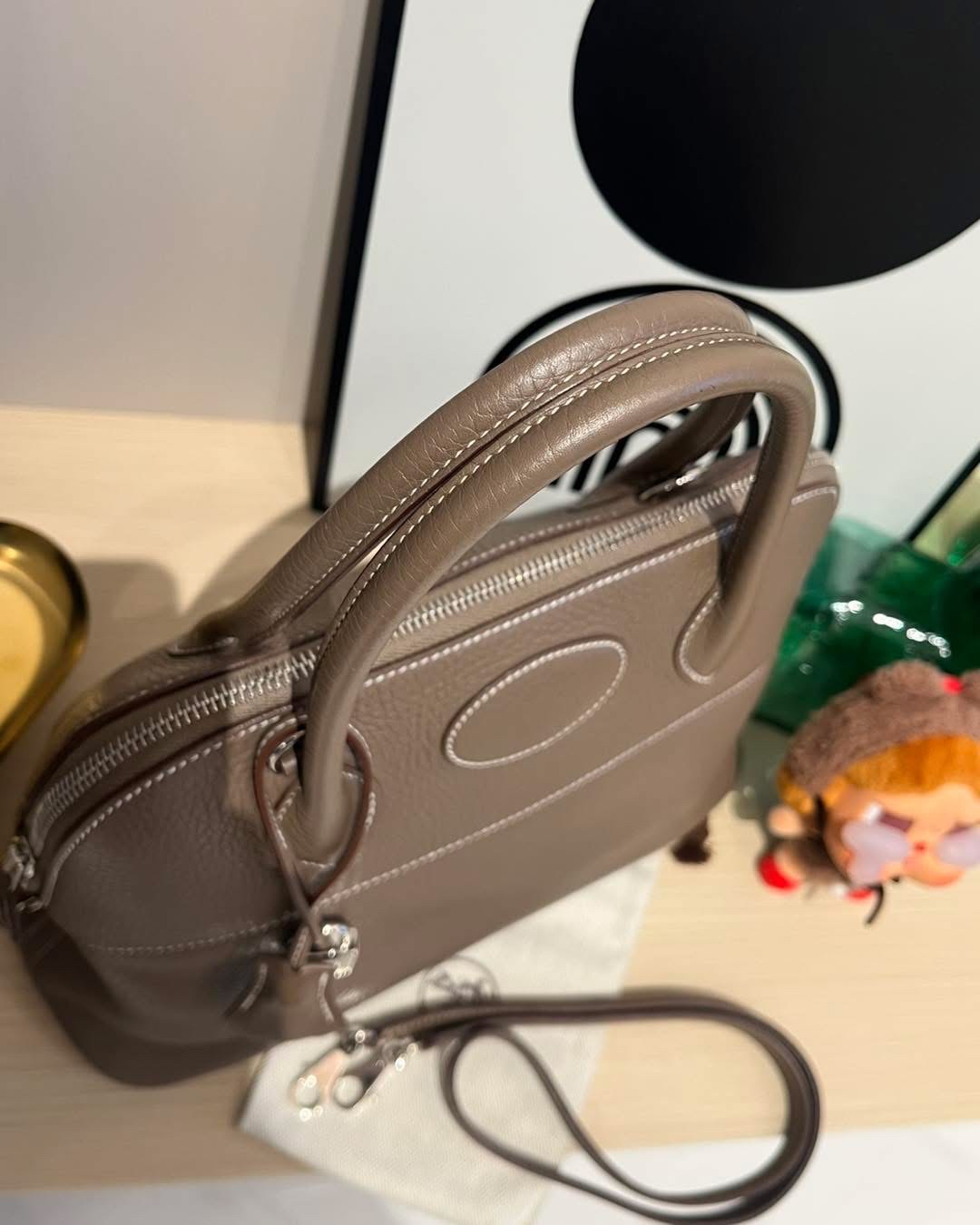 Hermes bolide 31,大象灰銀扣  100%Authentic, 95%new ✅收據✅key lock✅塵袋✅box