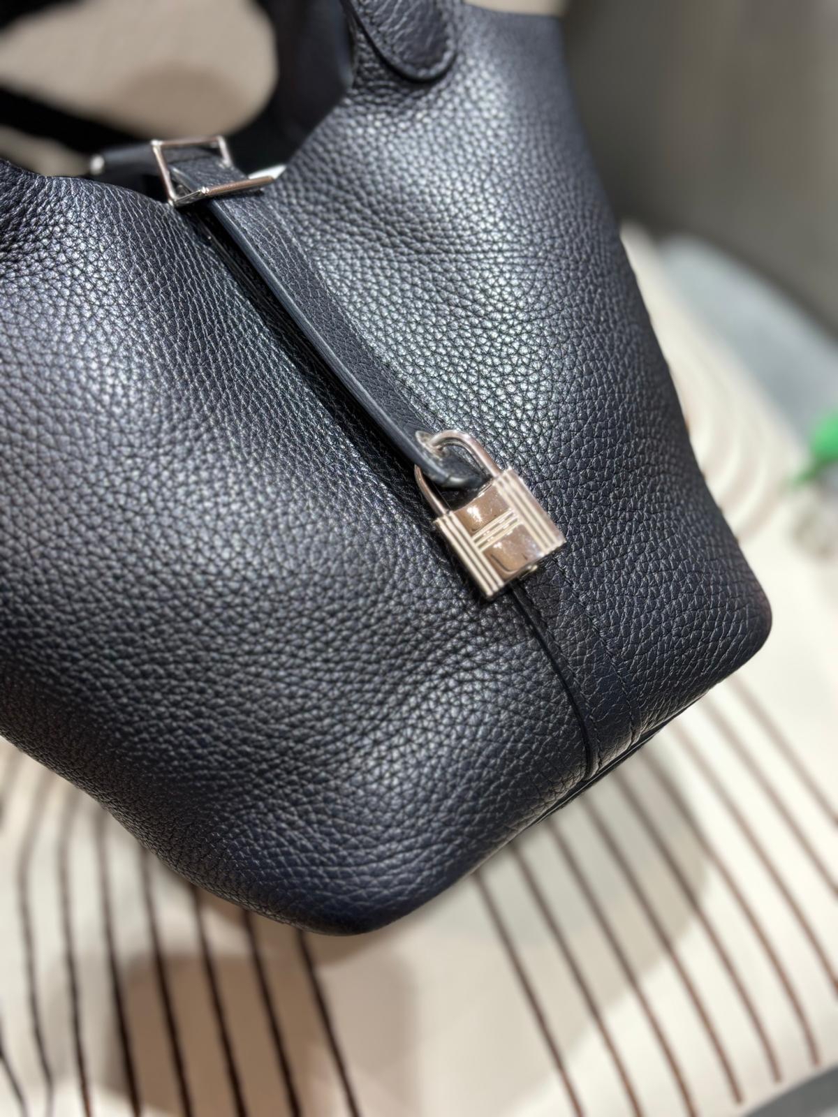Hermes picotin 18,  黑銀 100%Authentic ,90%new  ✅收據✅key lock ✅box  