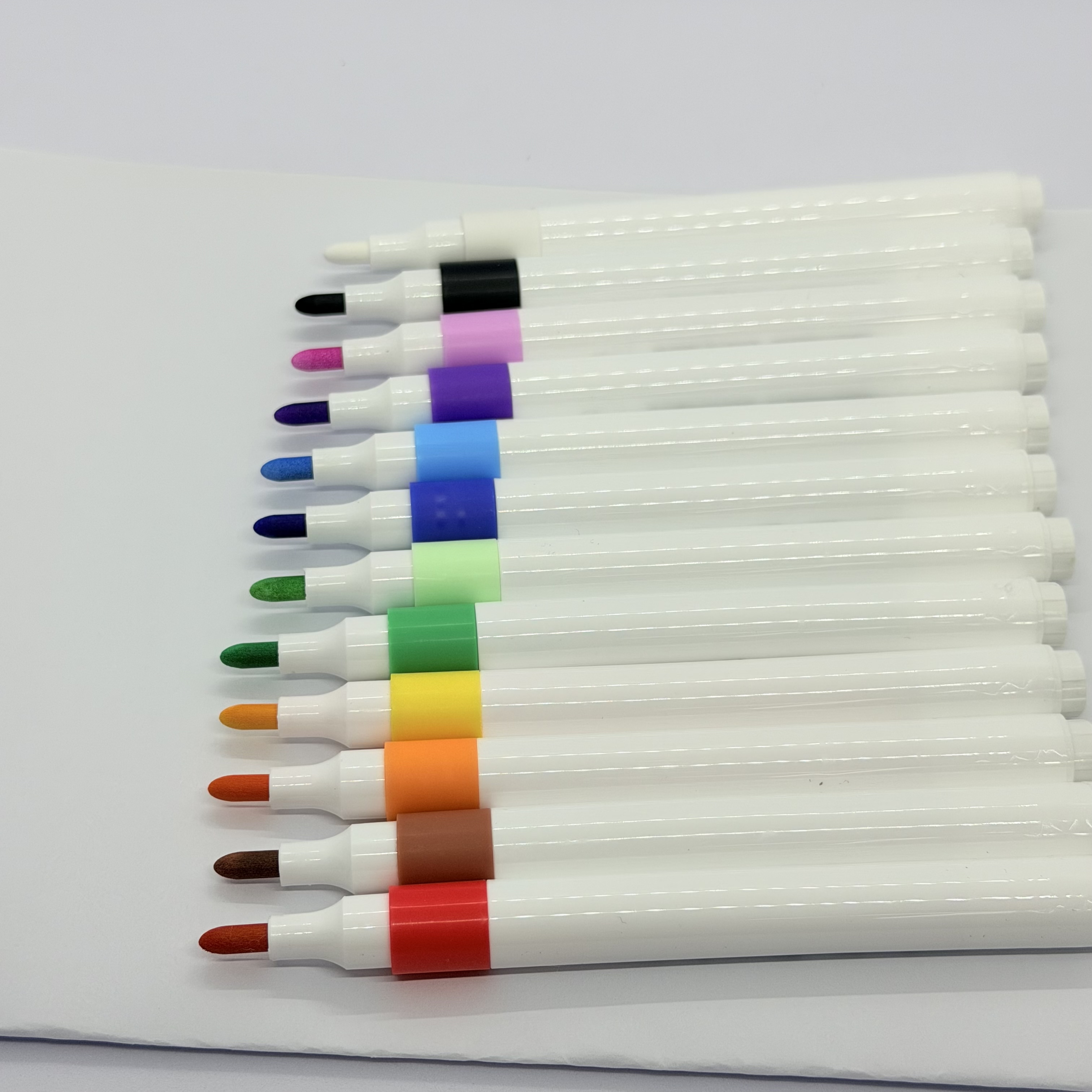 壓克力馬克筆套裝 (12色) / Acrylic Marker (12 Colors)