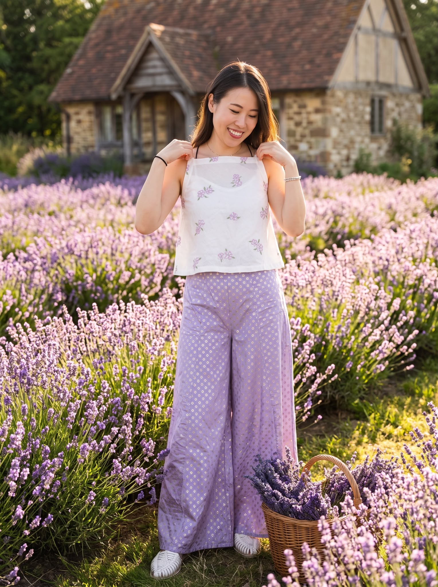 2873 White Simple Lavender Emb Top