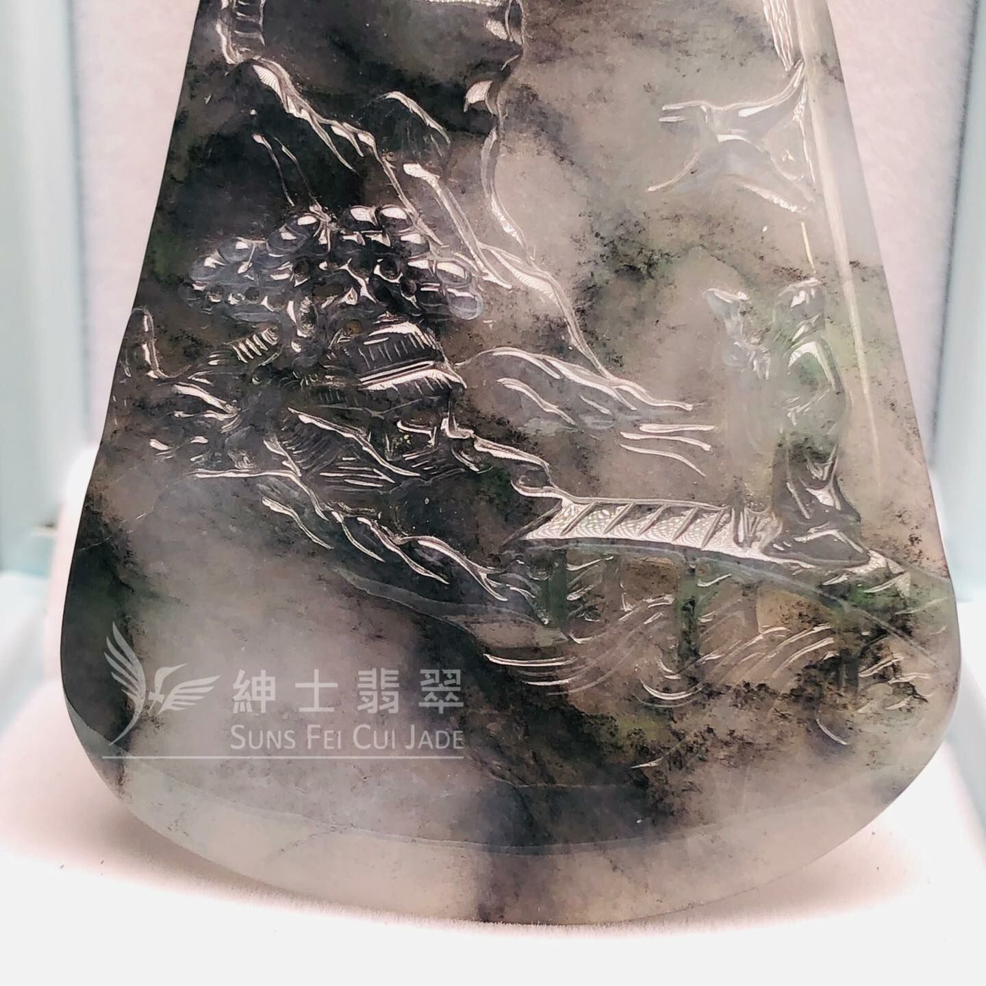 糯冰種烏雞山水牌