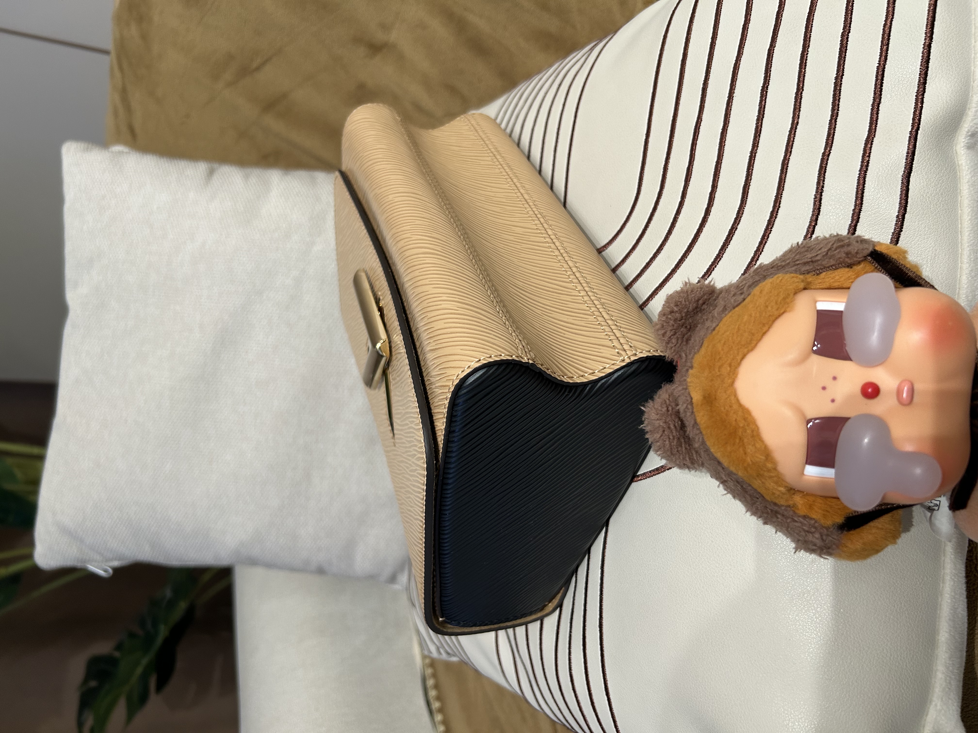 全新 LV Twist MM M51884 拼色 100%Authentic, 全新未使用品 ✅Dust bag✅Box