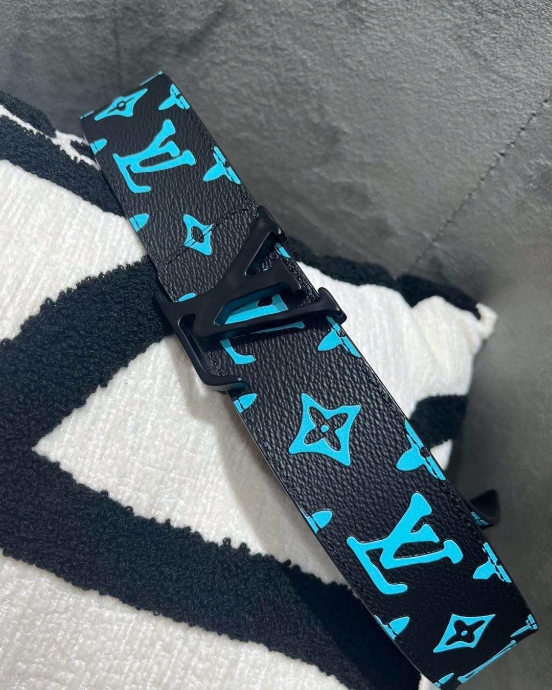 LV Shape Belt, 85size Monogram Playground Reversible 雙面牛皮皮帶 99%new unused 未使用 ✅dust bag