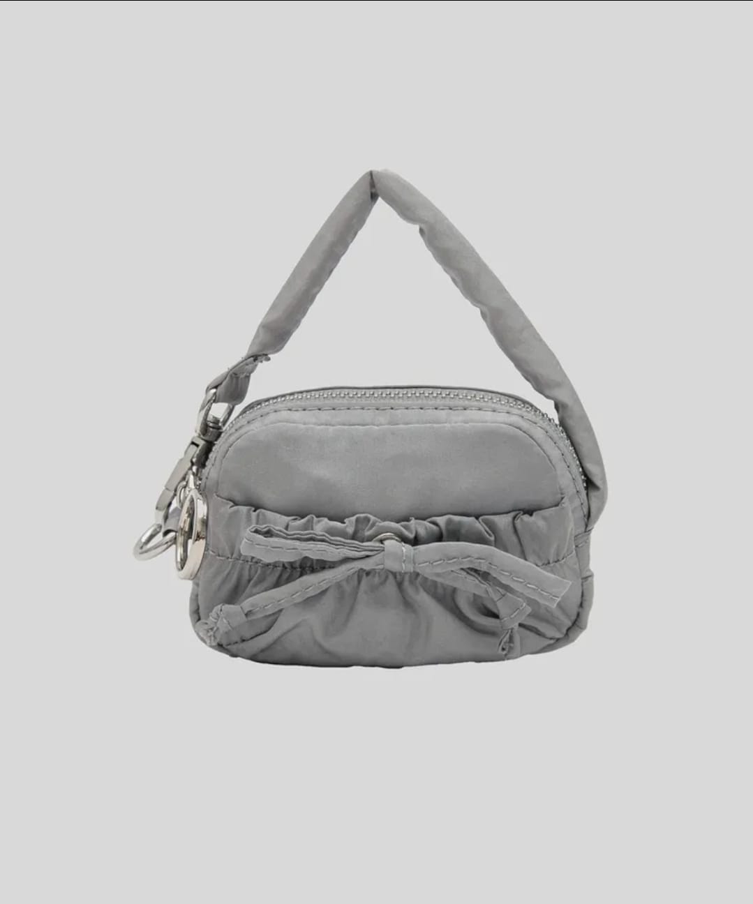 ＜限時預購＞ROLAROLA 蓬鬆蝴蝶結迷你掛飾小包  TW260307K05 《9/3截單，預計4月中旬到港》