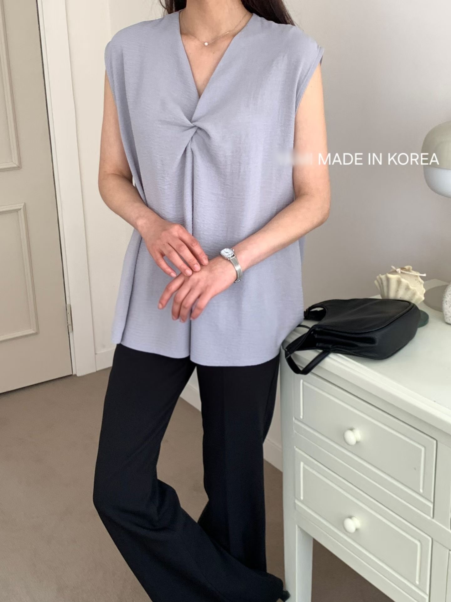 G6225 韓國🇰🇷V領扭結top