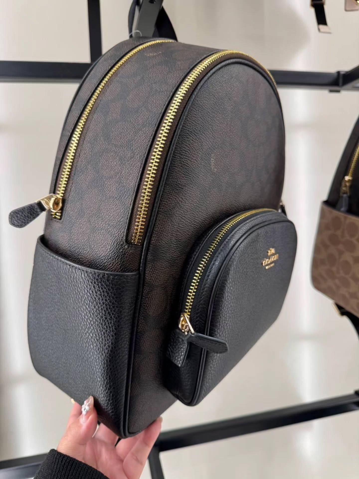 🇯🇵Coach 大号后背包