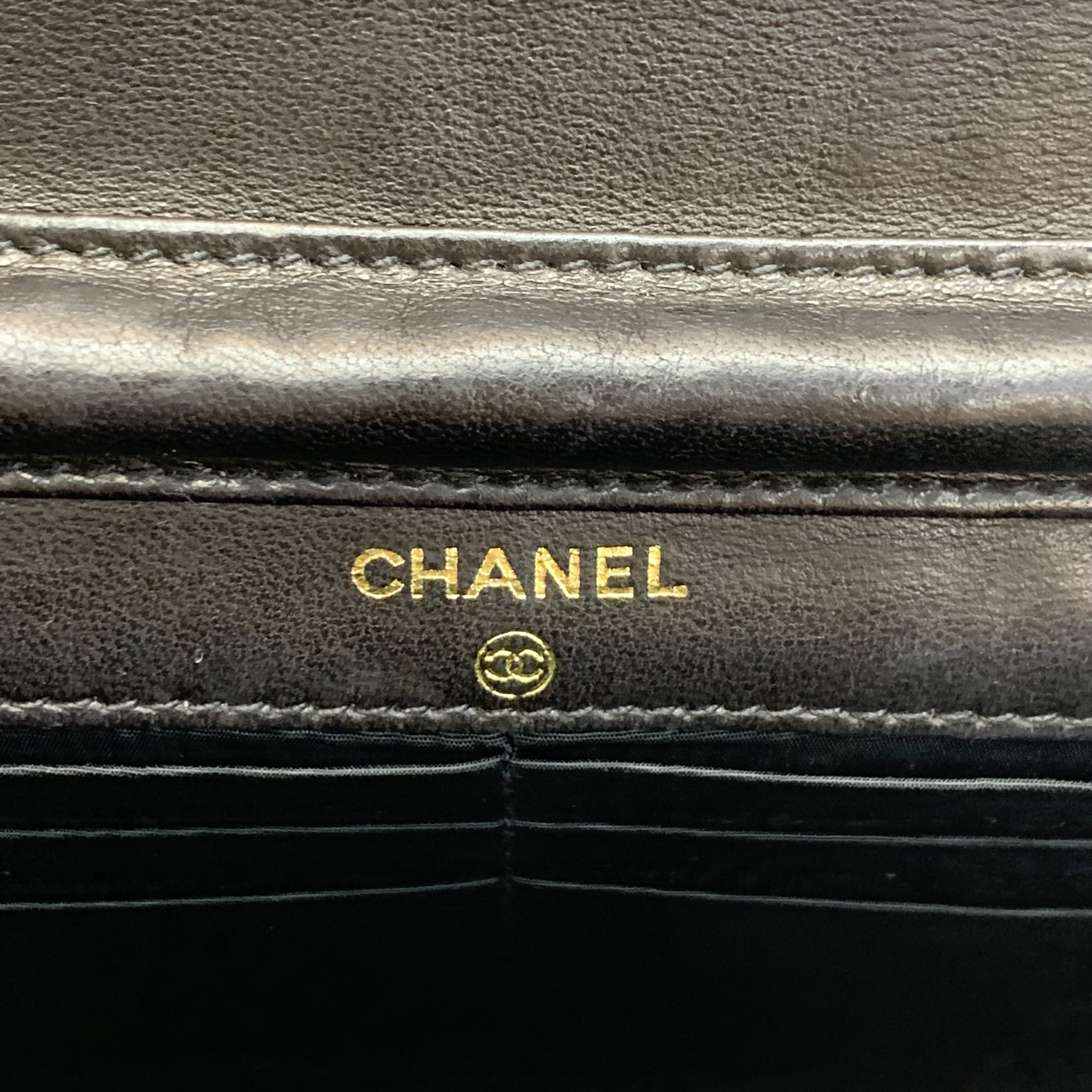 Chanel 黑色魚子醬牛皮woc