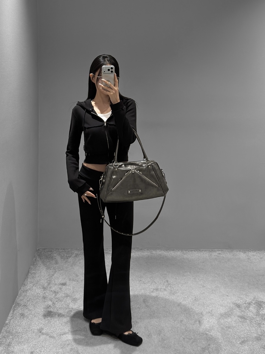 Eyelet Pocket Low Bootcut Pants