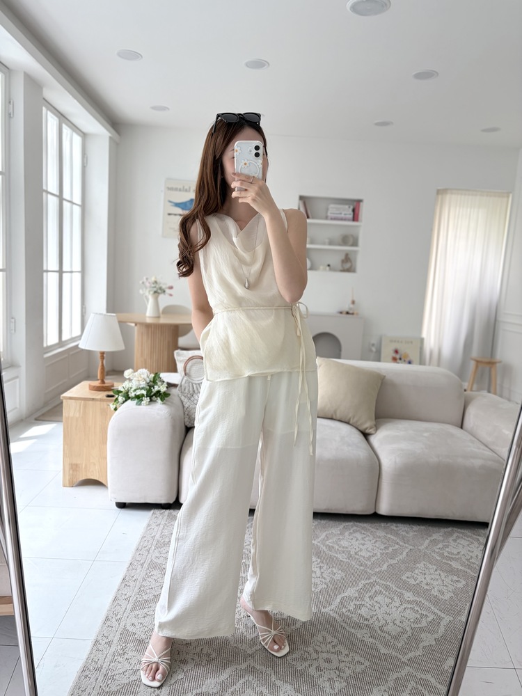 Draped Airy Blouse (Cream)