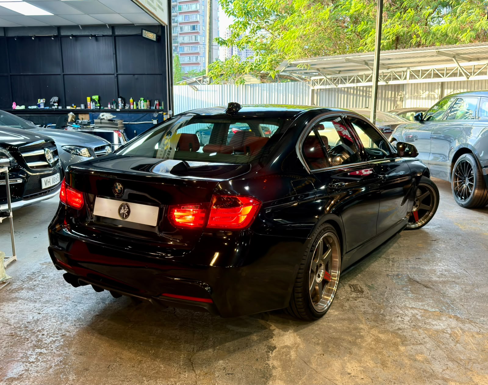 B.M.W. 328i Saloon Sport (F30) 2012