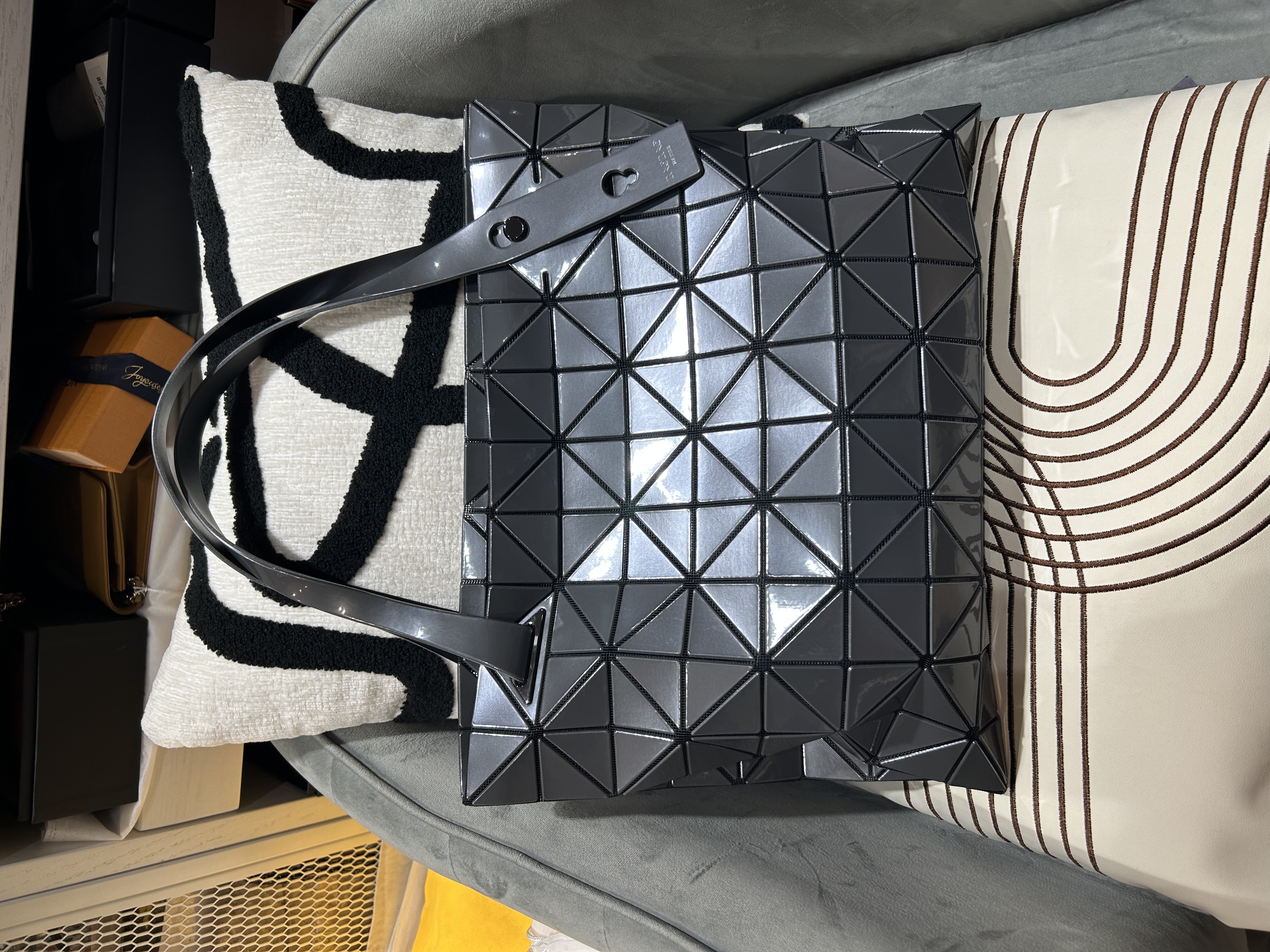 Issey Miyake Bao Bao Zip Tote Bag Boston bag 100%Authentic,98%mew  