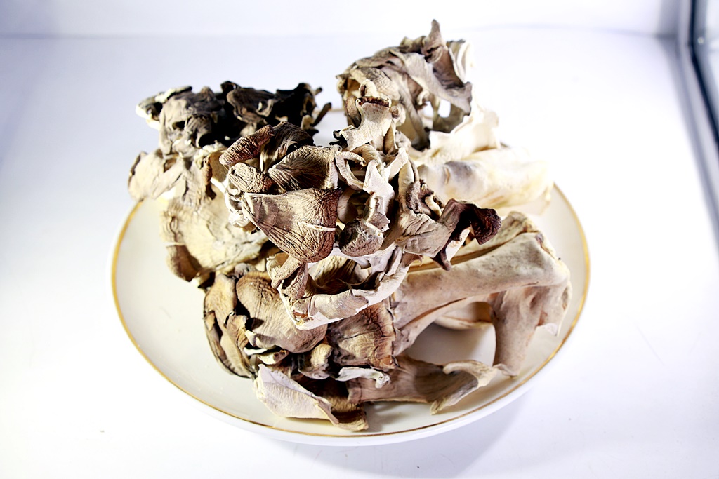CA002 舞茸 150g