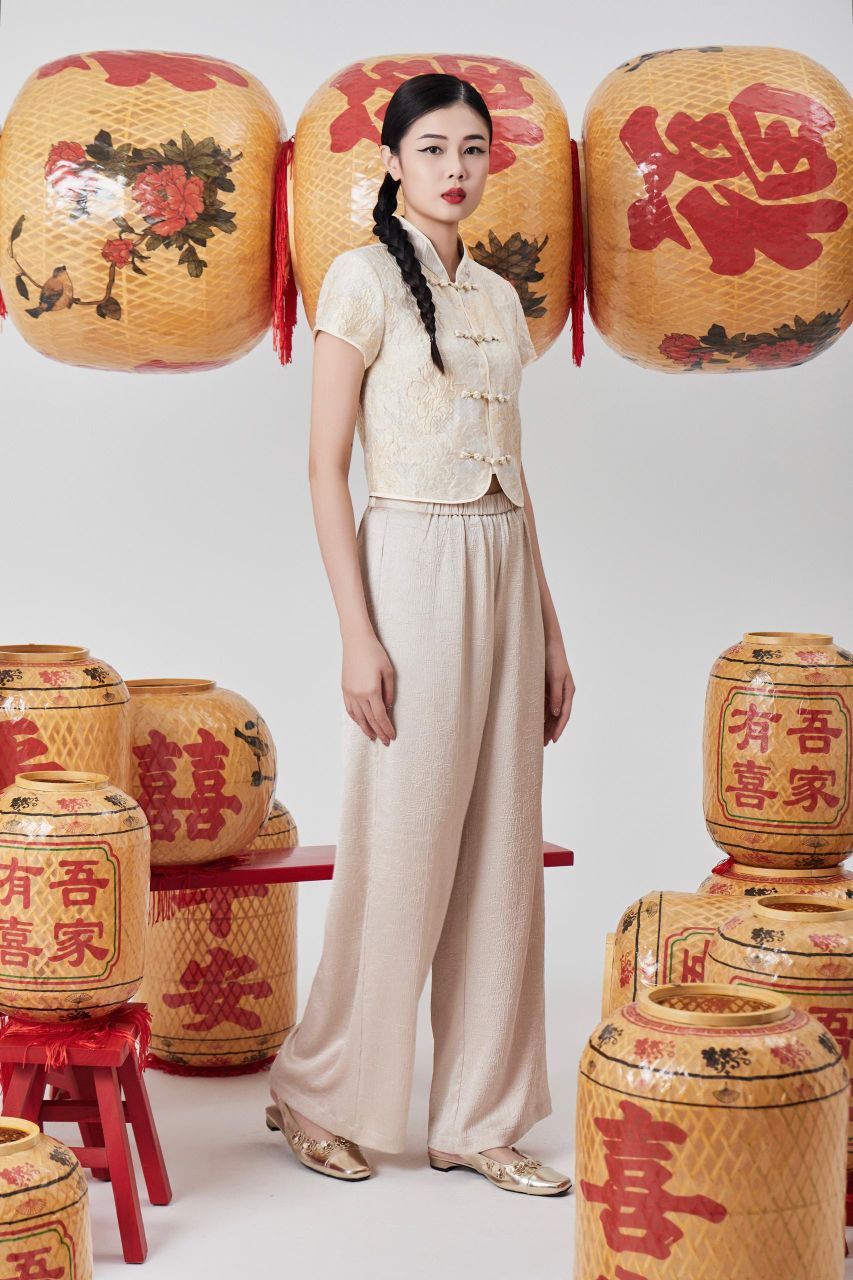 塑胶头柔软长裤 1608