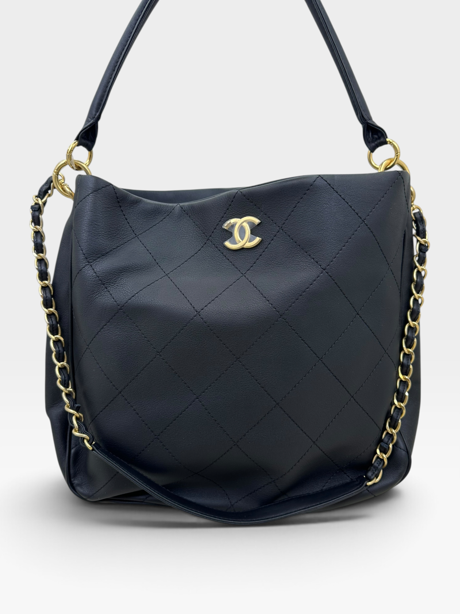 Pre-Owned CHANEL Hobo Tote Bag / Product Code: K090402