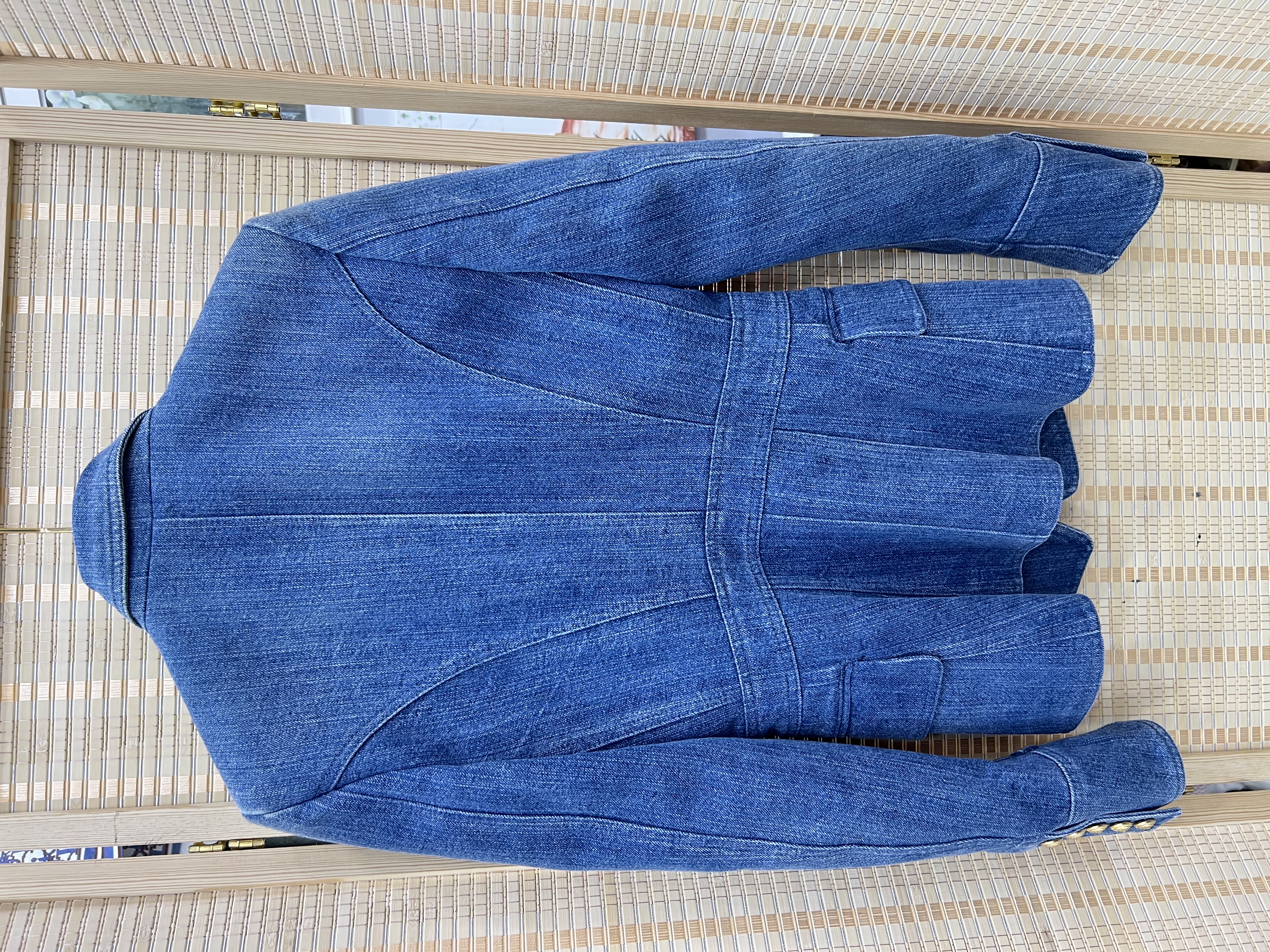 直播貨品 |  [1個-$100 2個-$300］EE73