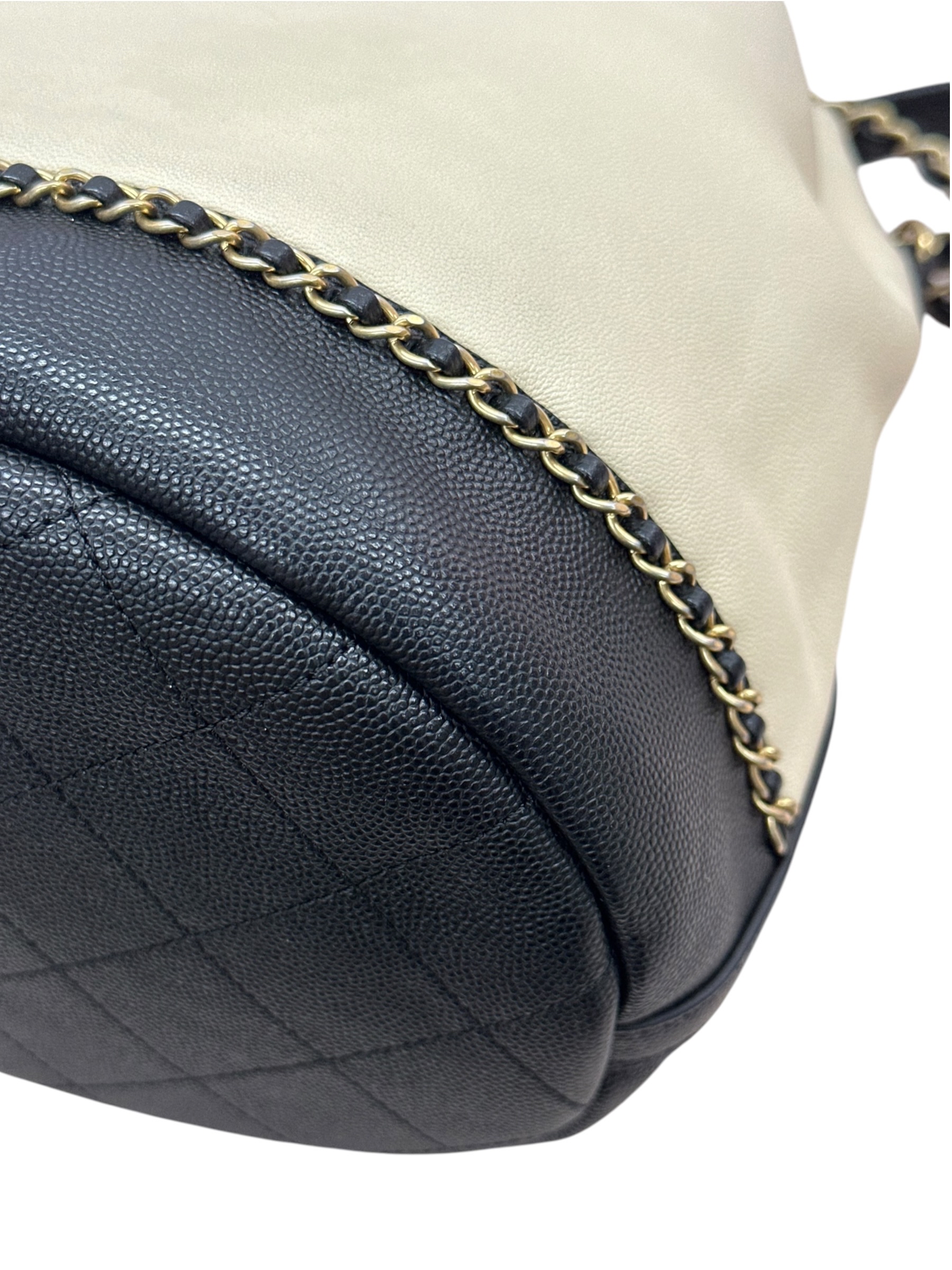 Pre-owned Chanel Drawstring Bucket Bag / Product Code:082108