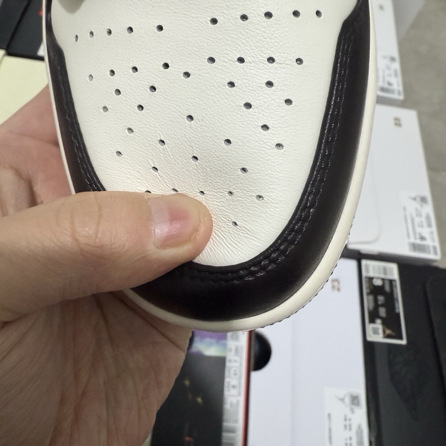 Nike Air Jordan 1 Low 'Shadow Brown' DC0774-200