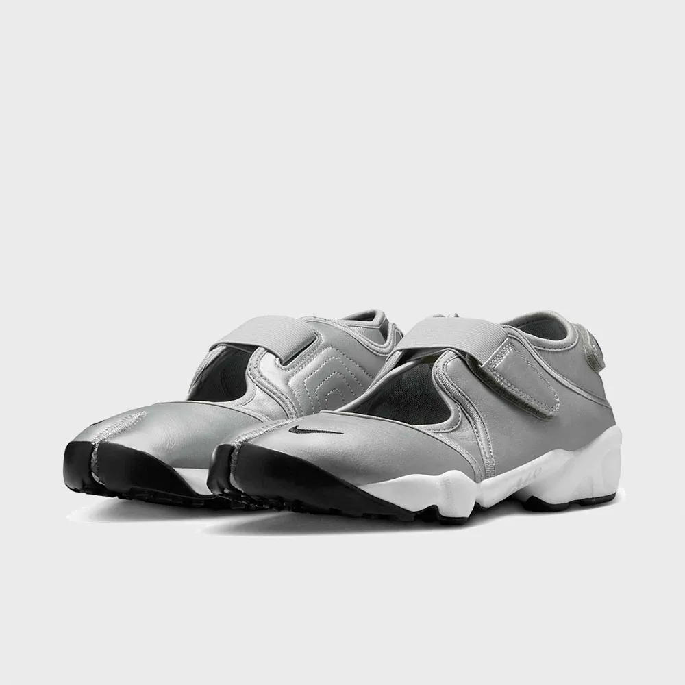 NIKE AIR RIFT SILVER / BLACK  (預購商品）