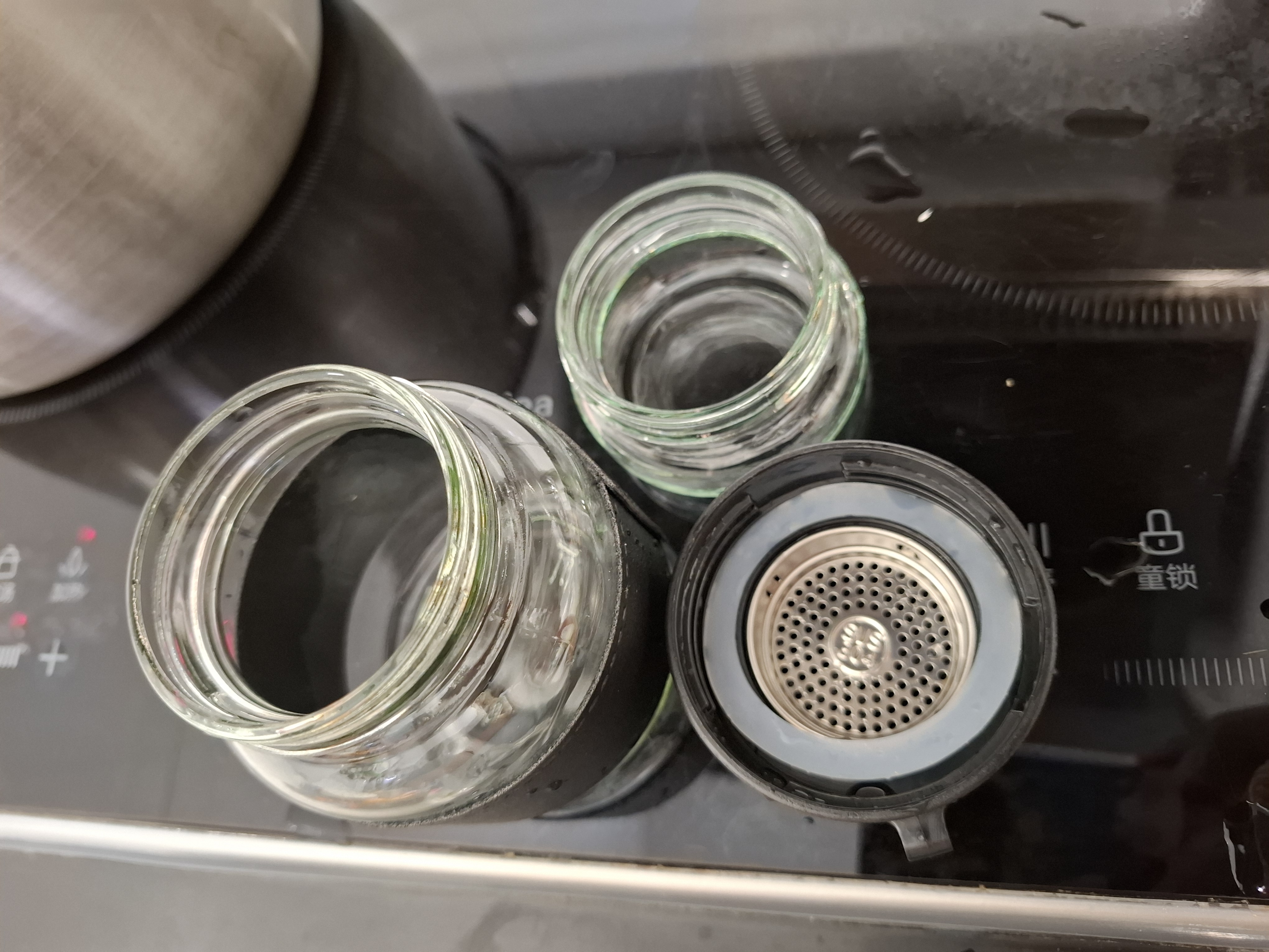 茶隔隨身杯（350ml水）