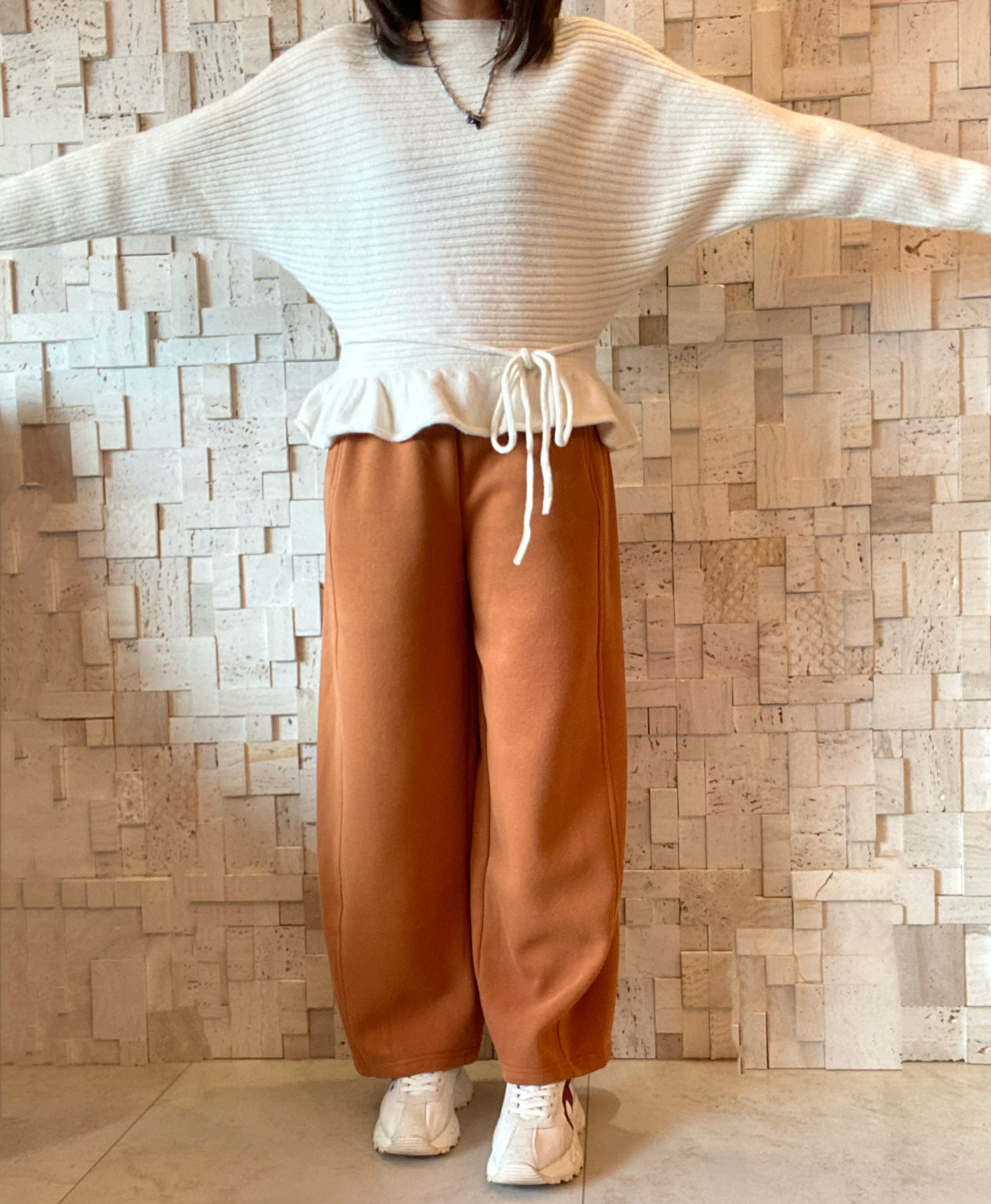 #2057 Ruffles邊針織Top