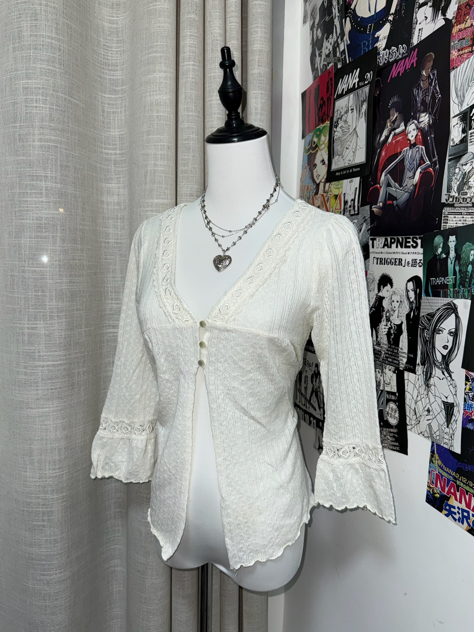 White Lace Cropped Outerwear