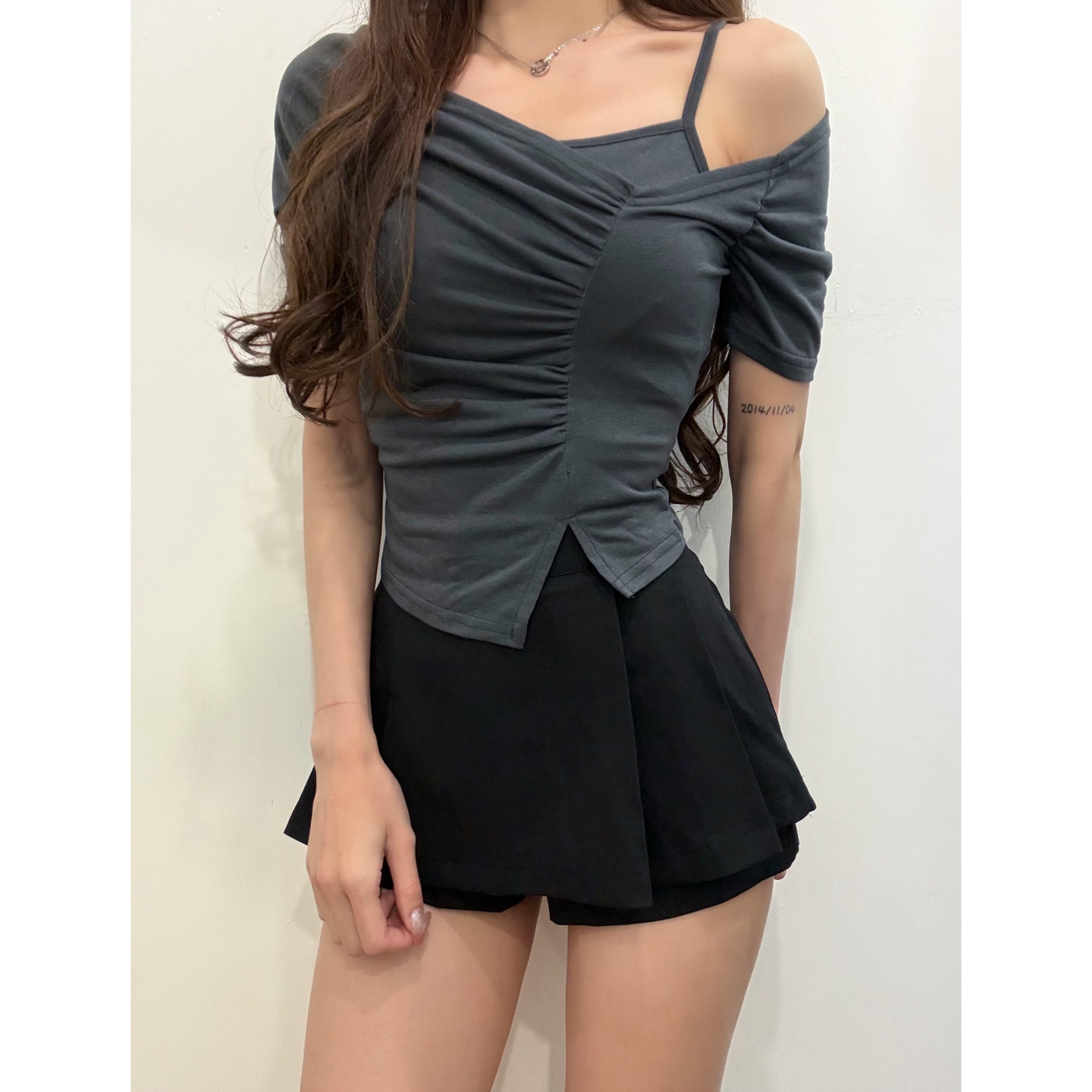 新品價6月23截🤍2606M《IRREGULAR 2-PIECE CROP》
