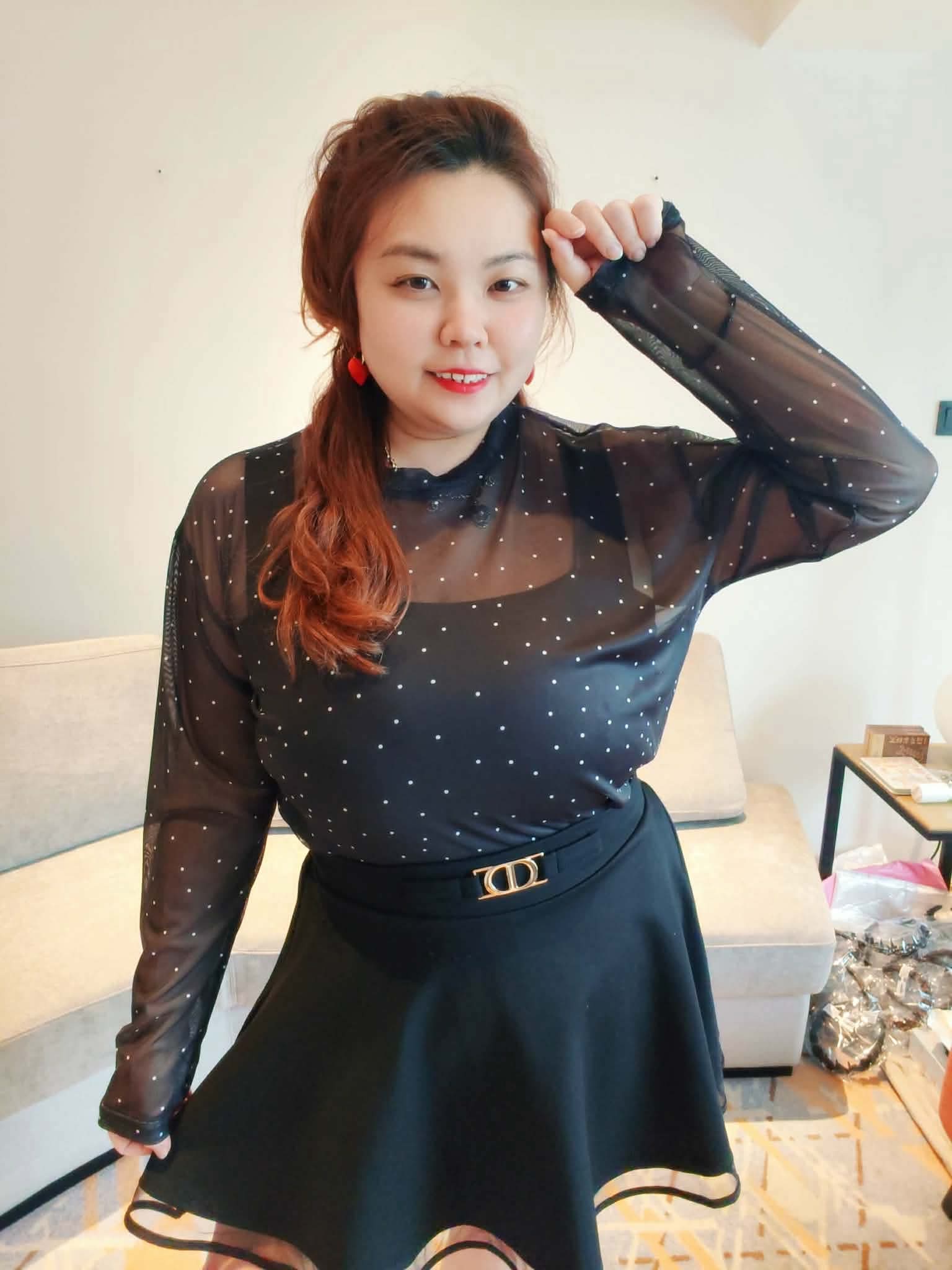 YPC03 5905 长袖波点透纱内搭上衣