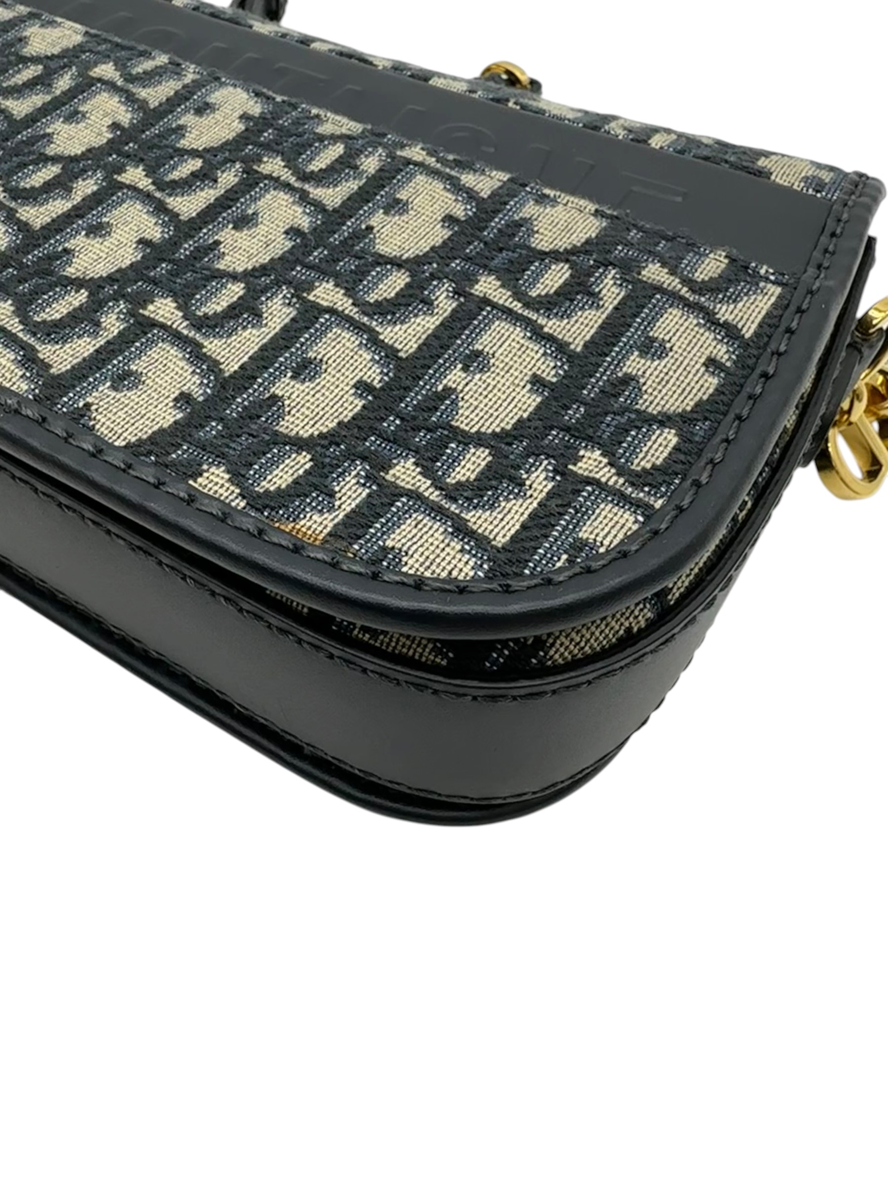 Pre-owned DIOR 30 Montaigne Avenue bag / Product Code: 070610