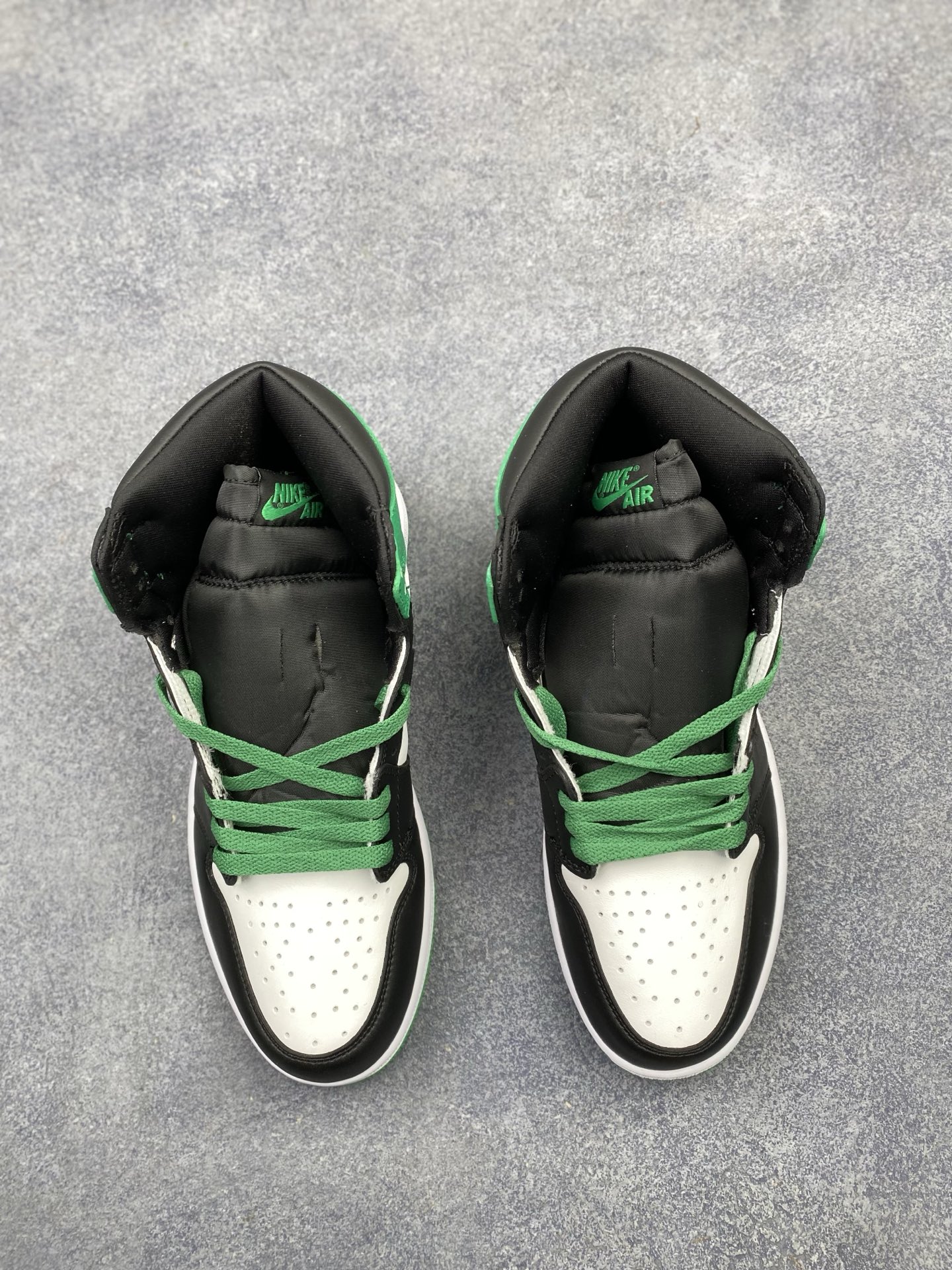 Nike Air Jordan 1 Retro High OG