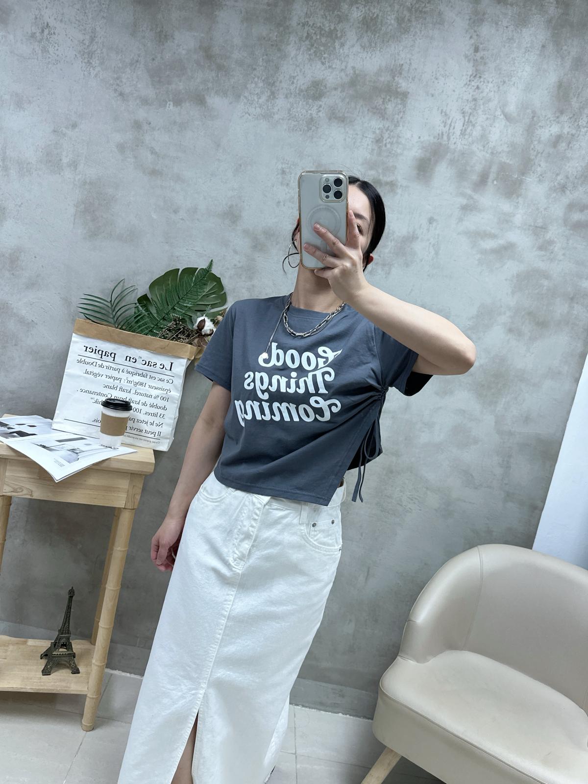 L25 束腳英文字Tee
