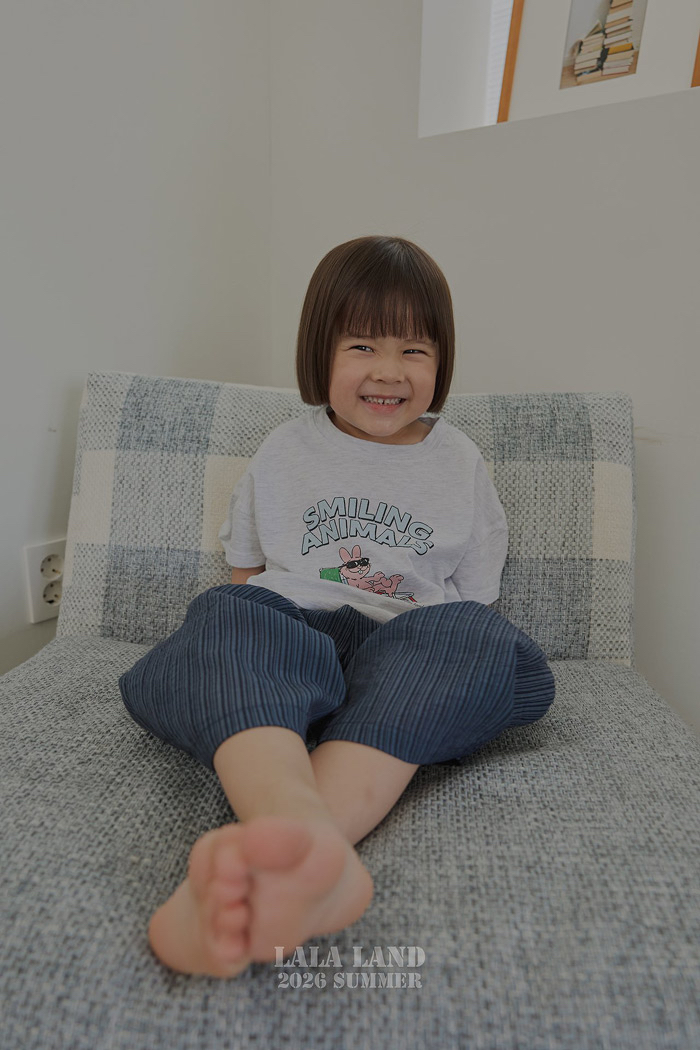 🇰🇷Lalaland kids tee