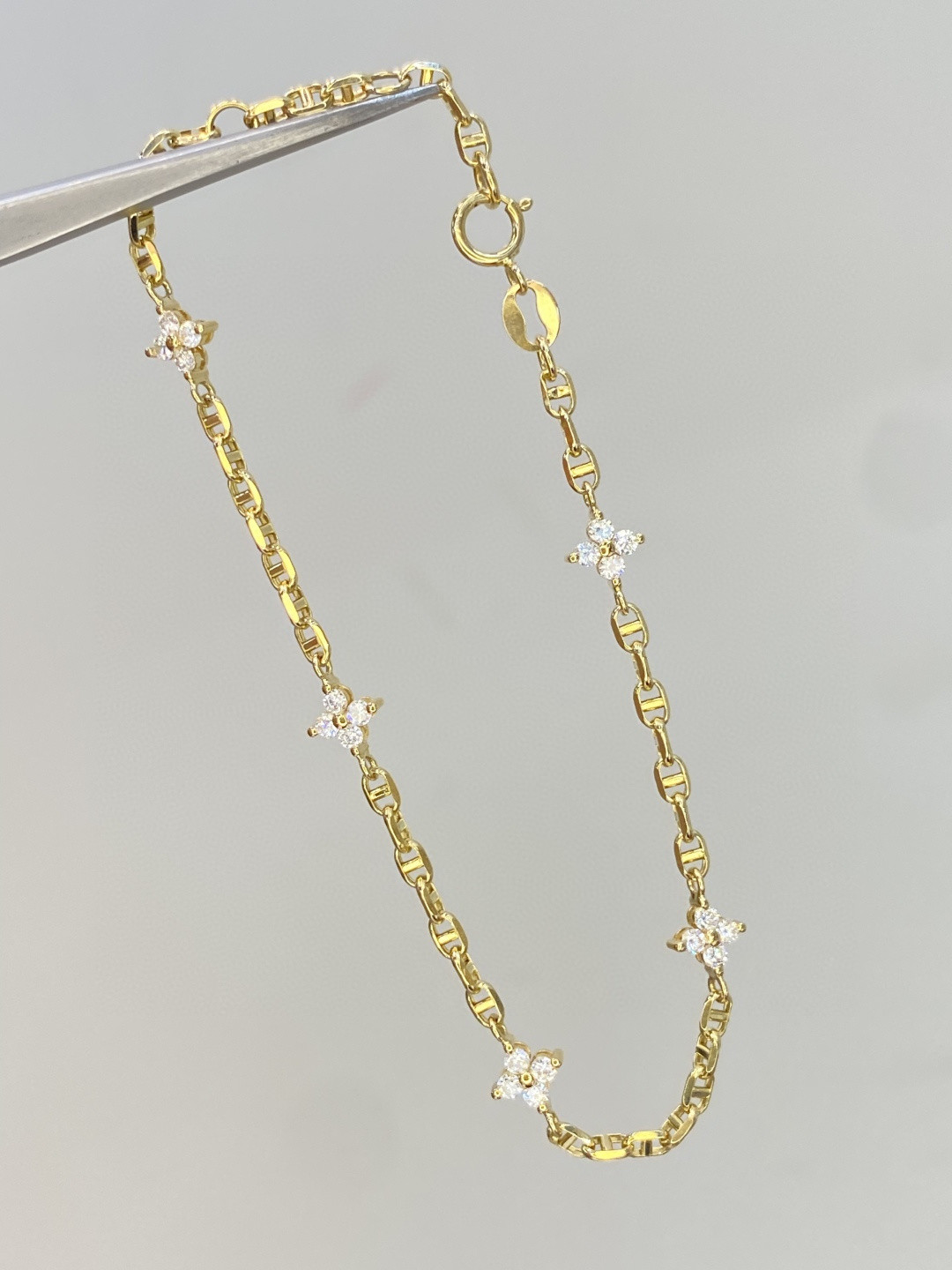 18K Diamond Bracelet 