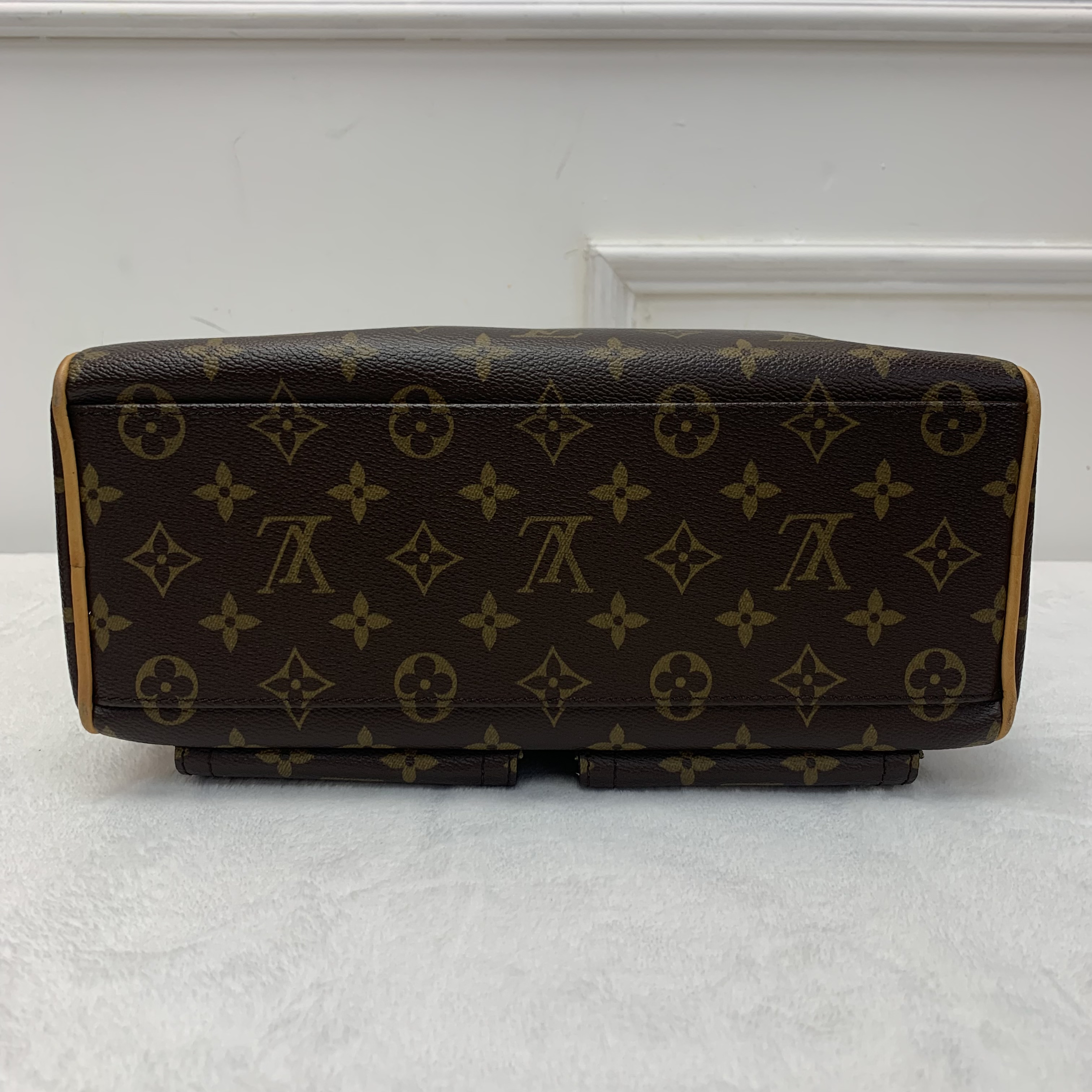 LV manhattan morogram handbag
