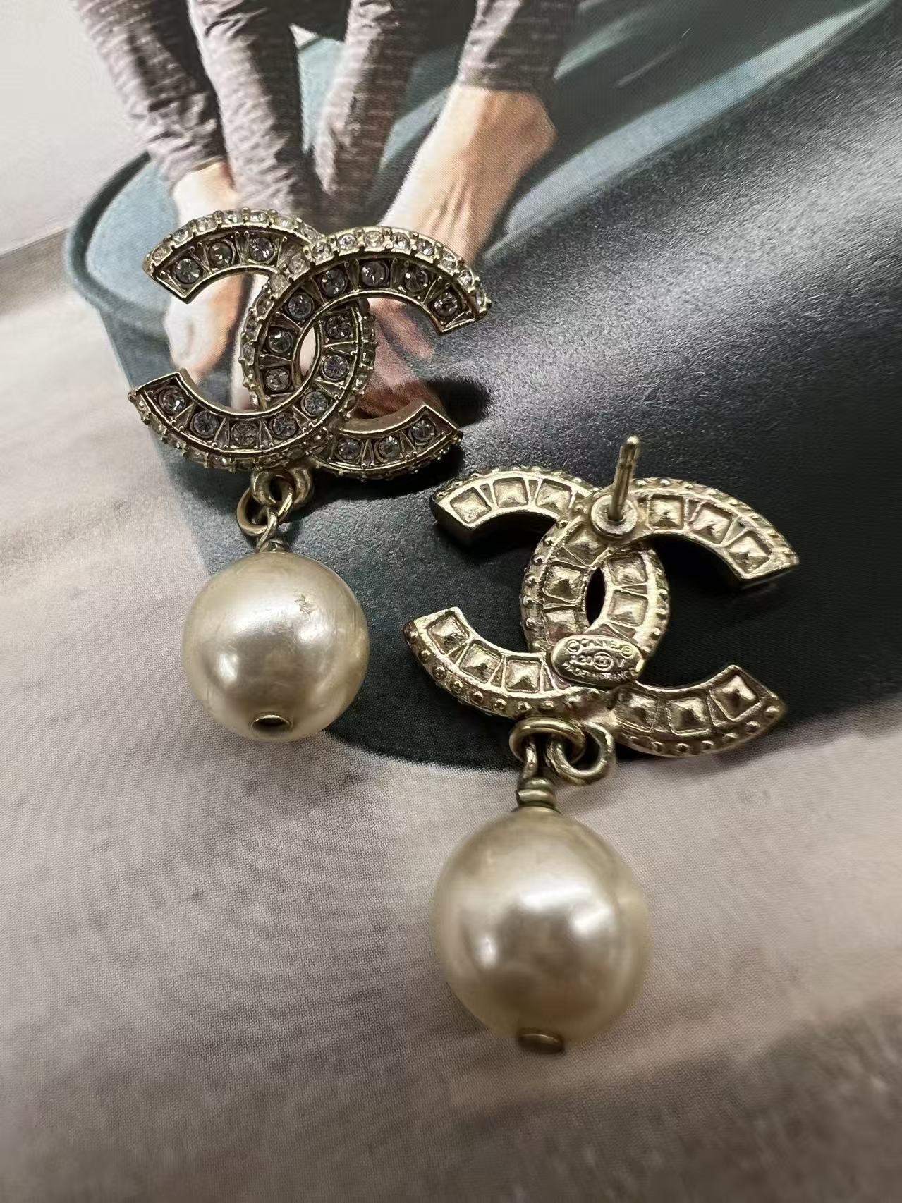 Chanel Gold Pearl Earrings
